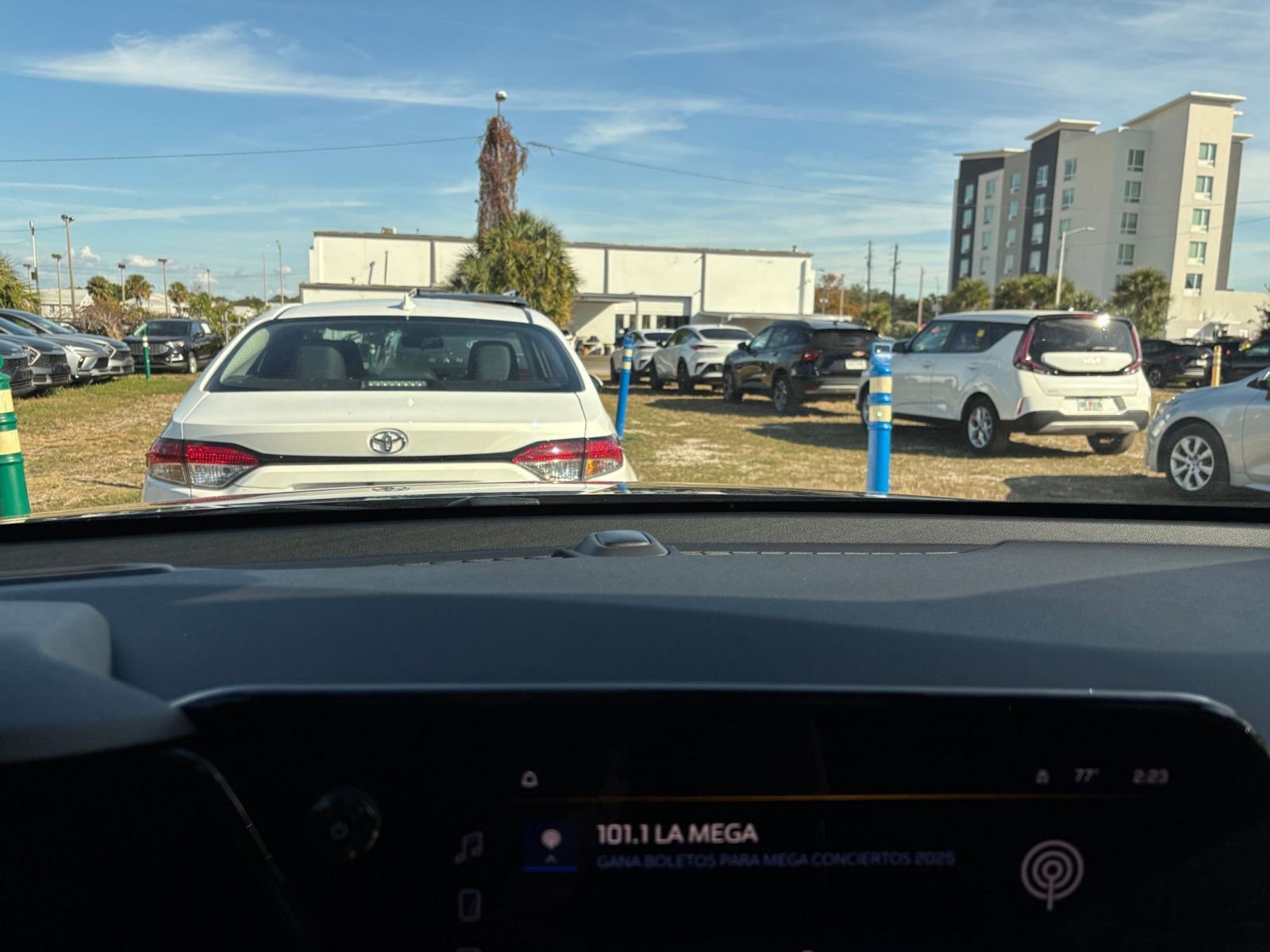 Thumbnail: 2025 Chevrolet TrailBlazer - 14