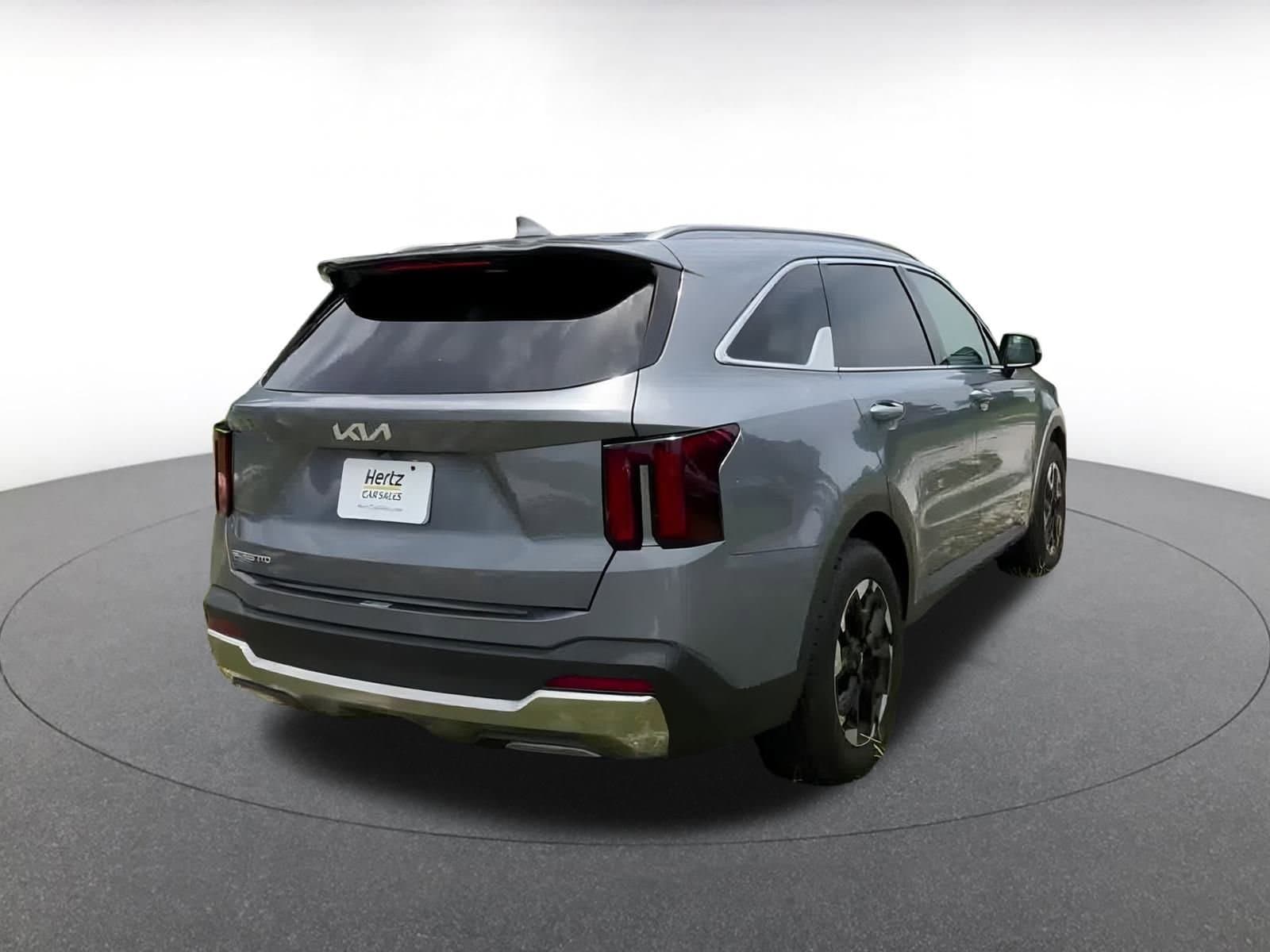 Thumbnail: 2024 Kia Sorento - 14