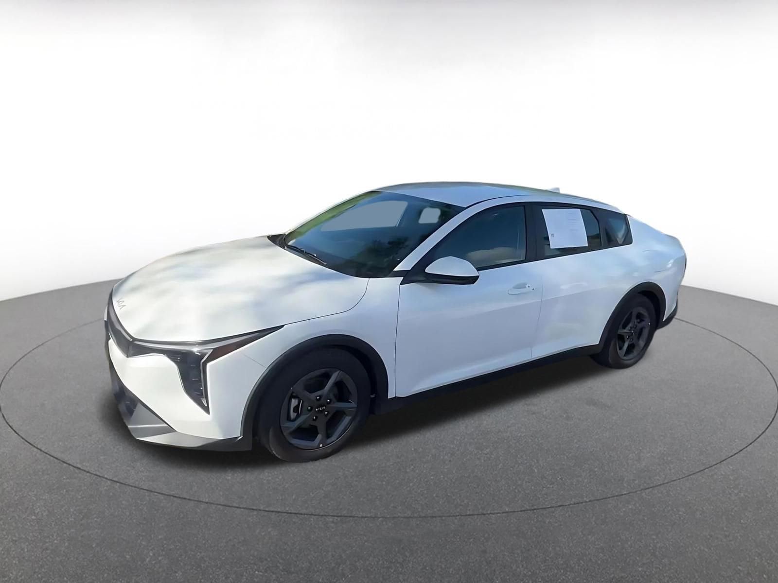 Thumbnail: 2025 Kia K4 - 9