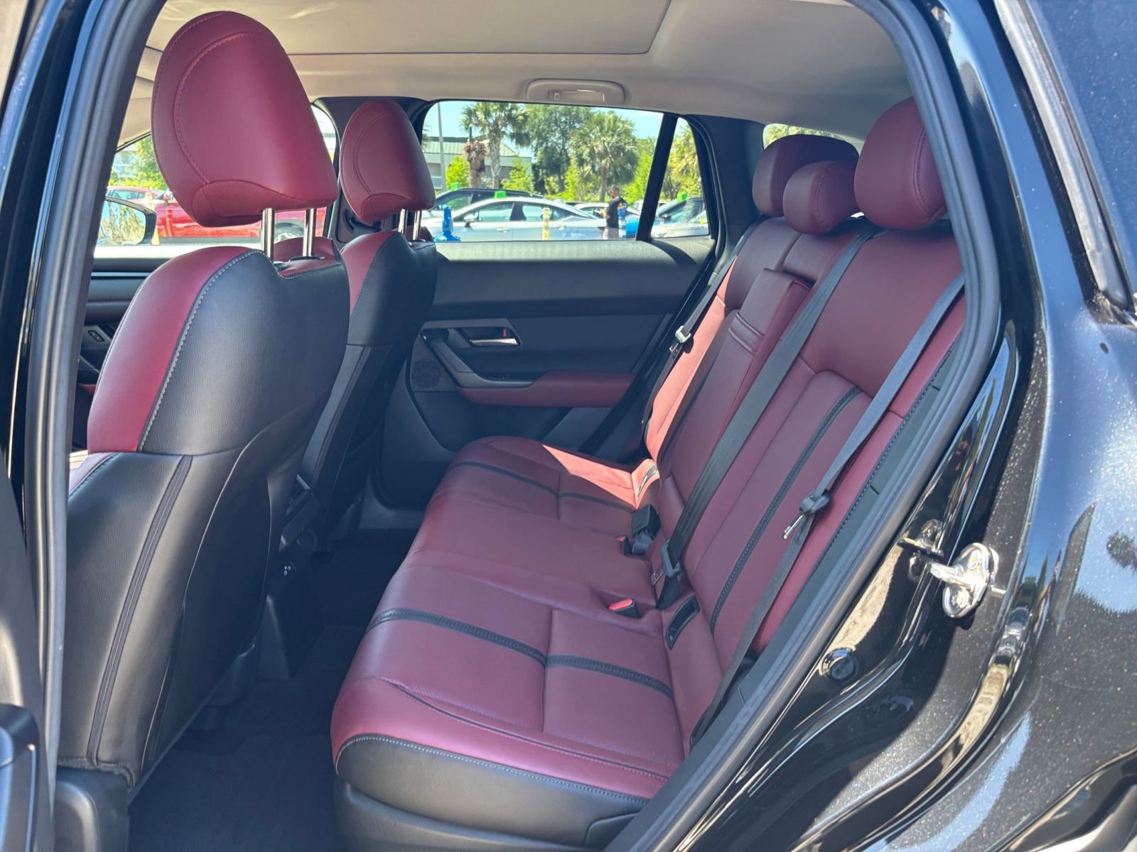 Thumbnail: 2025 Mazda CX-50 - 28