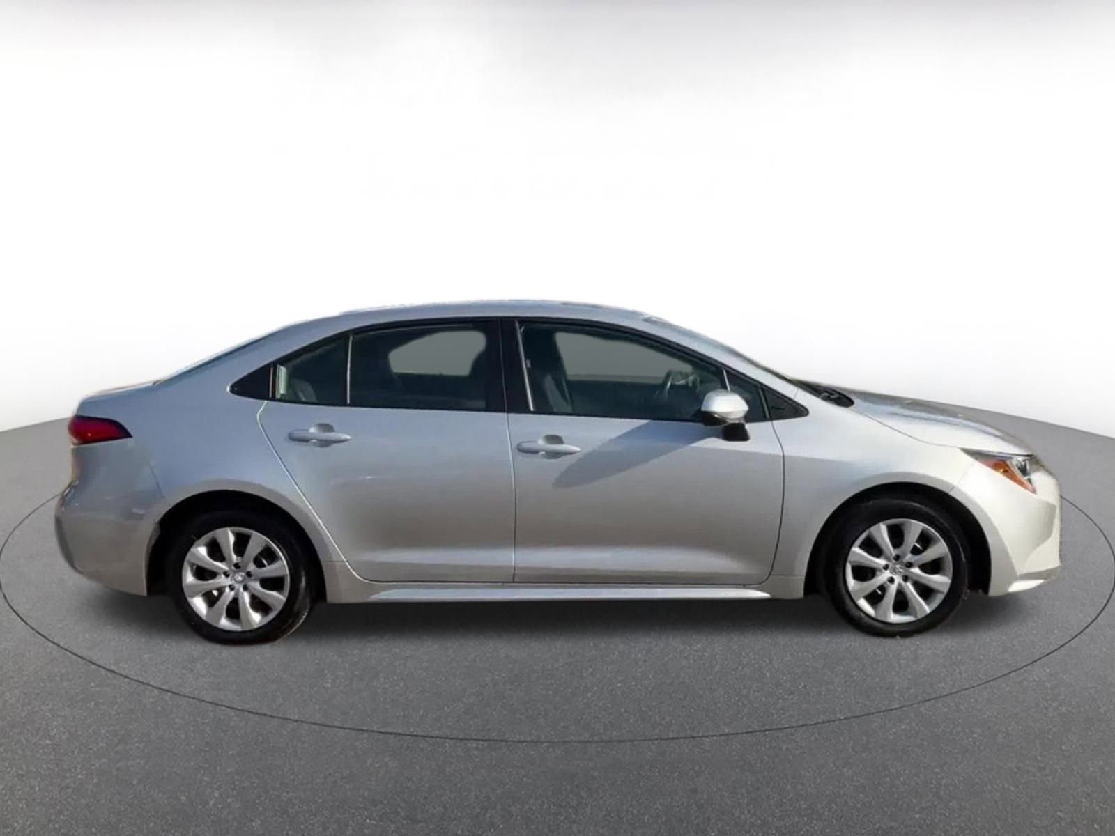 Thumbnail: 2025 Toyota Corolla - 18