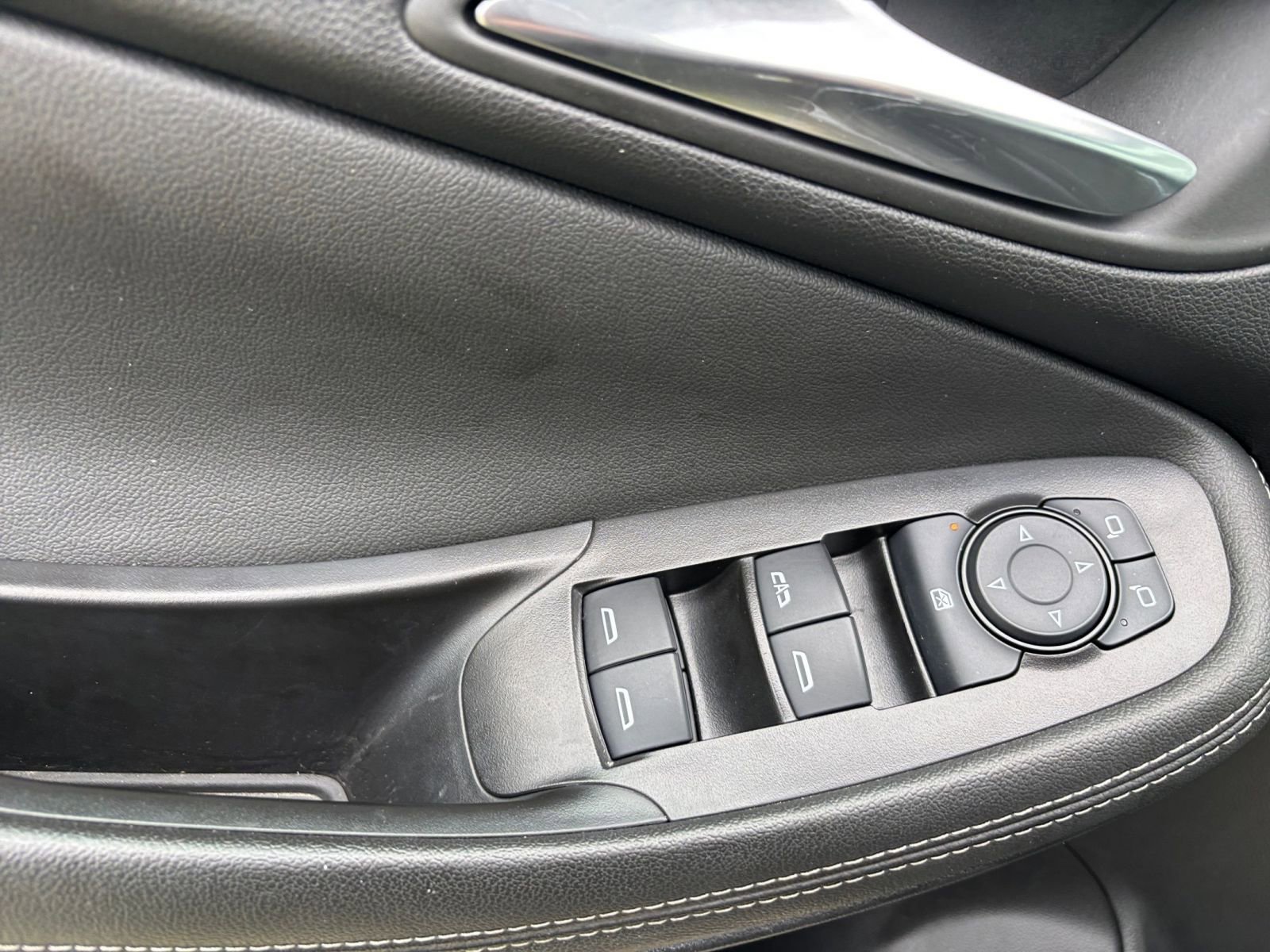 Thumbnail: 2025 Buick Encore GX - 18