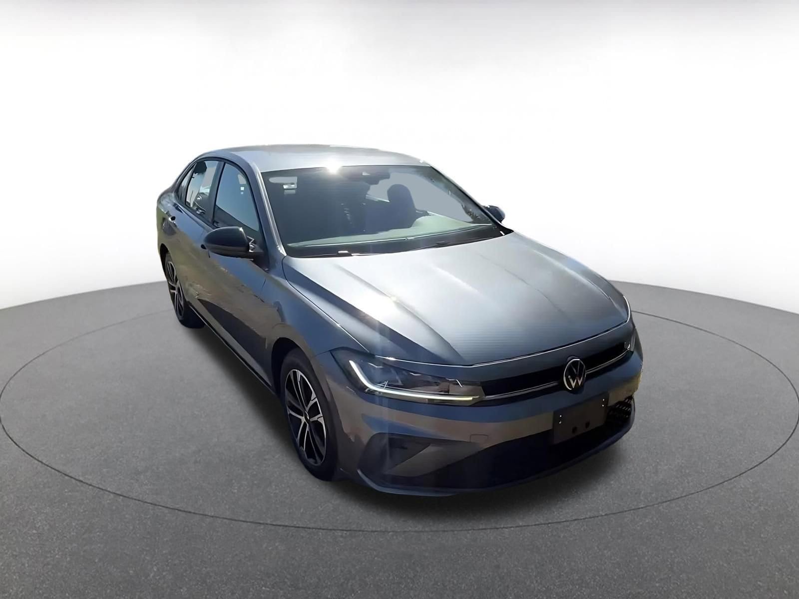 Thumbnail: 2025 Volkswagen Jetta - 3