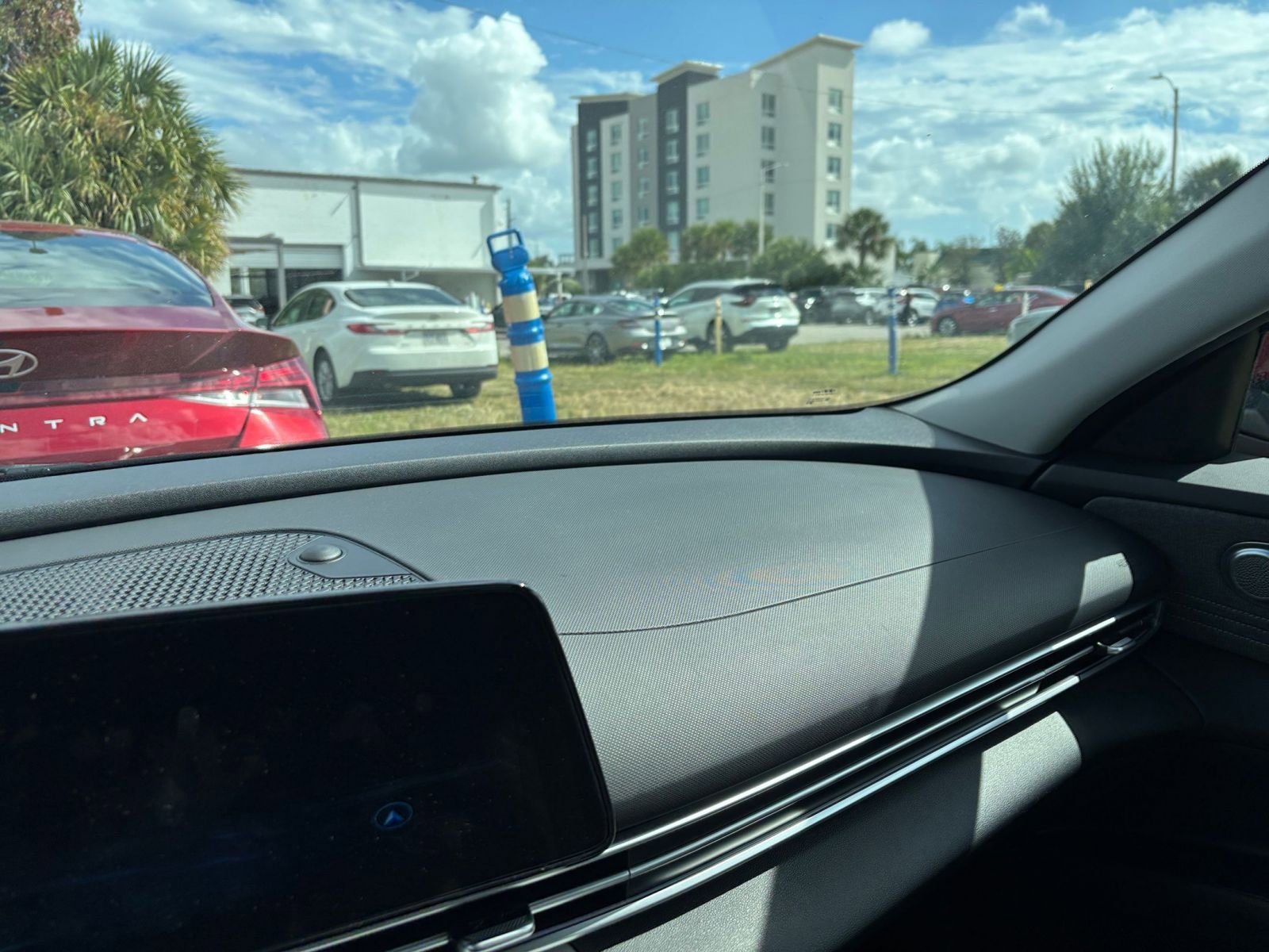 Thumbnail: 2025 Hyundai Elantra - 35