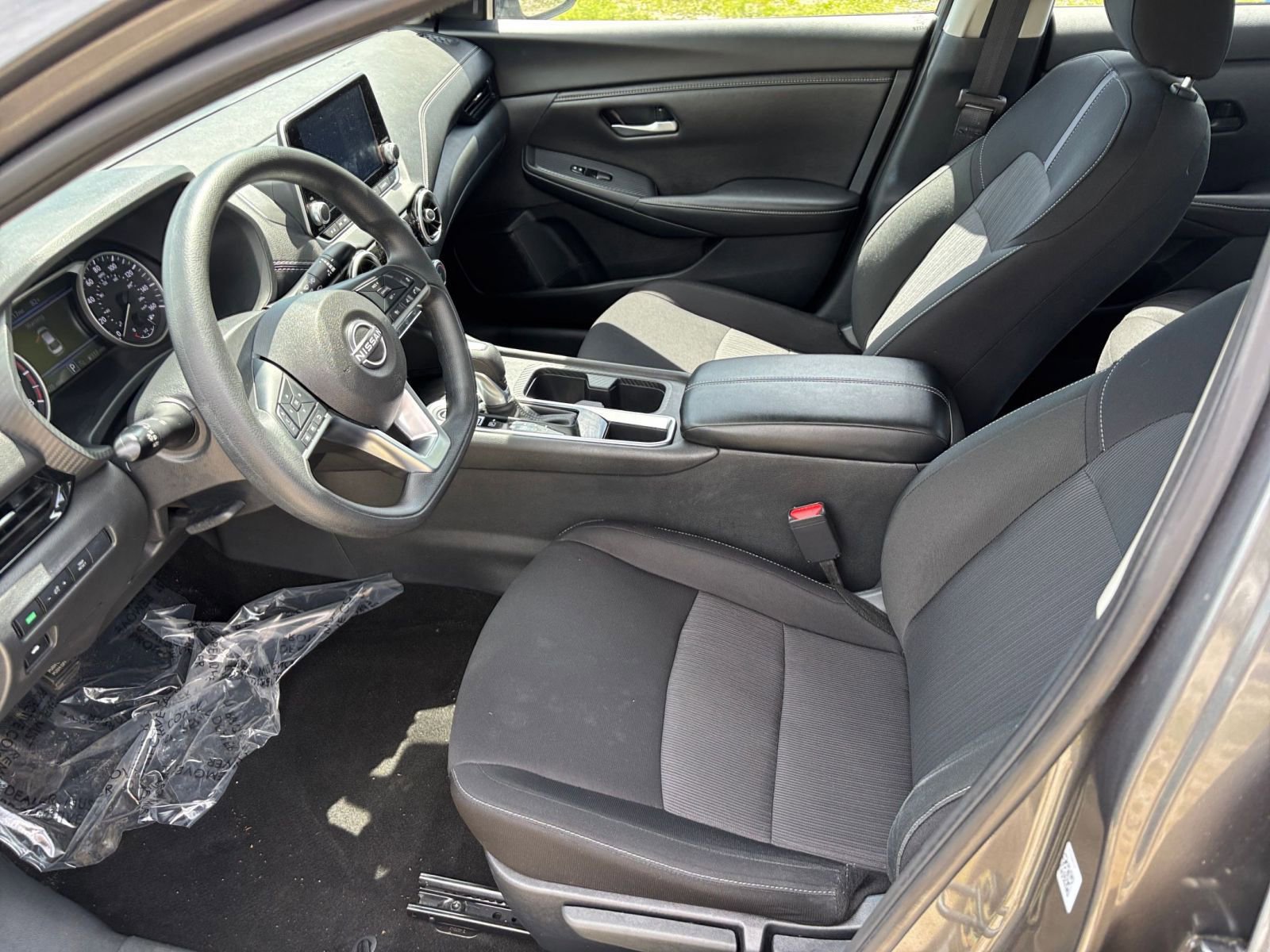 Thumbnail: 2025 Nissan Sentra - 27