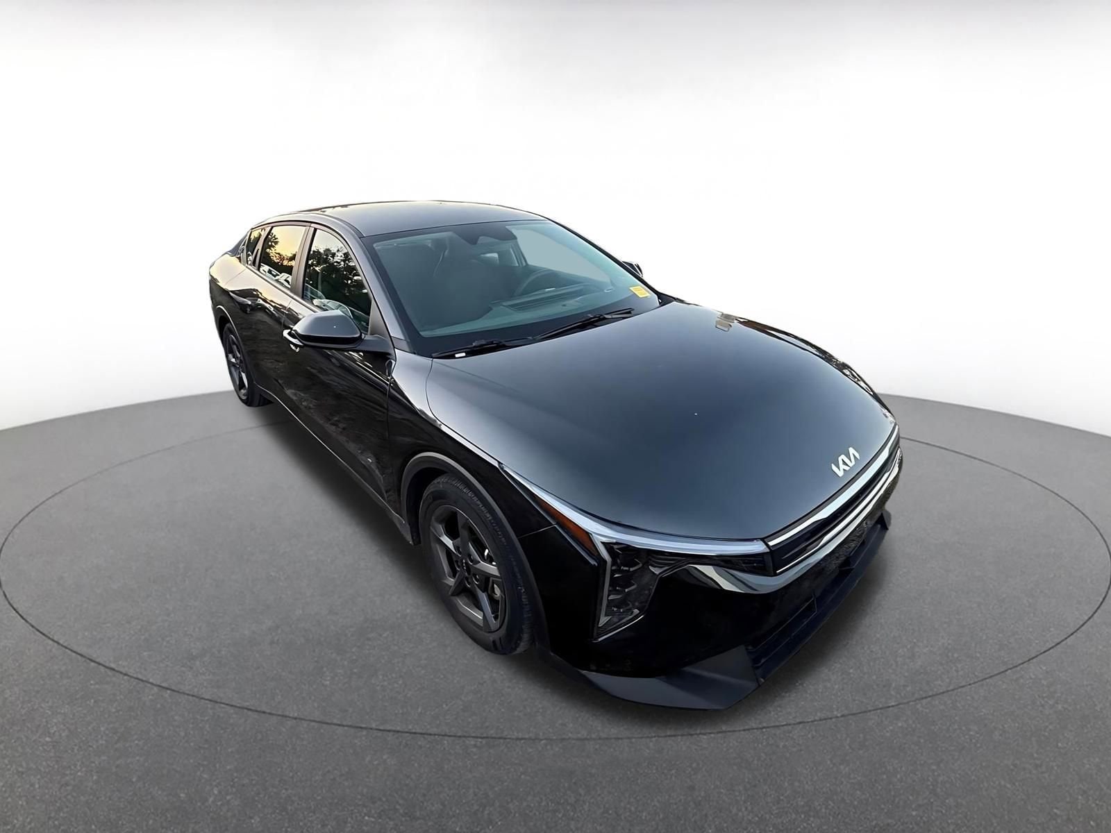 Thumbnail: 2025 Kia K4 - 1