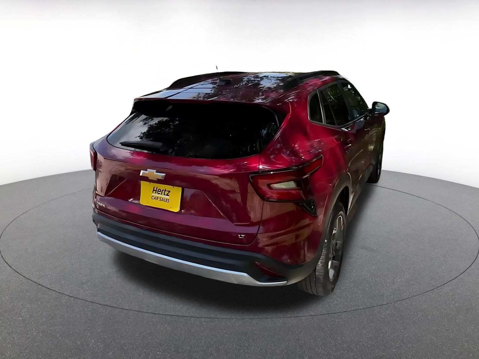 Thumbnail: 2025 Chevrolet Trax - 14