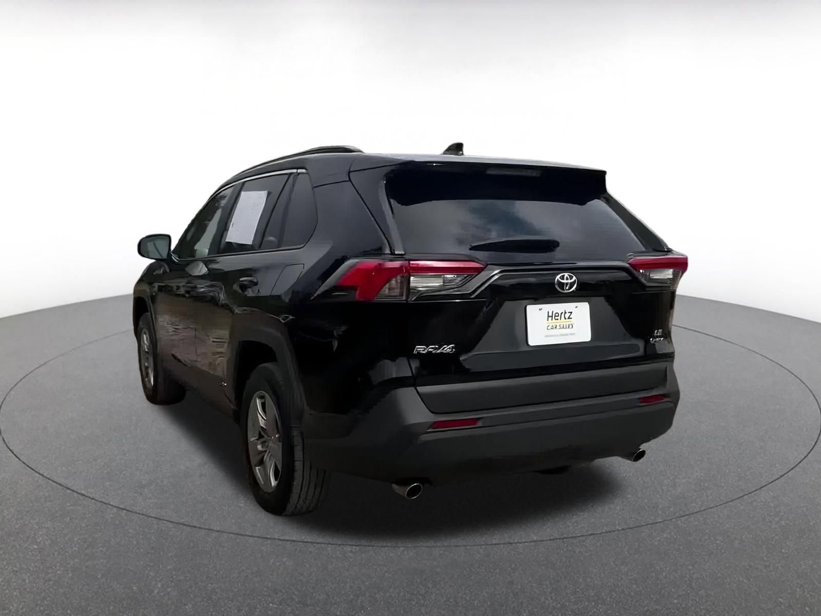 Thumbnail: 2025 Toyota RAV4 - 11