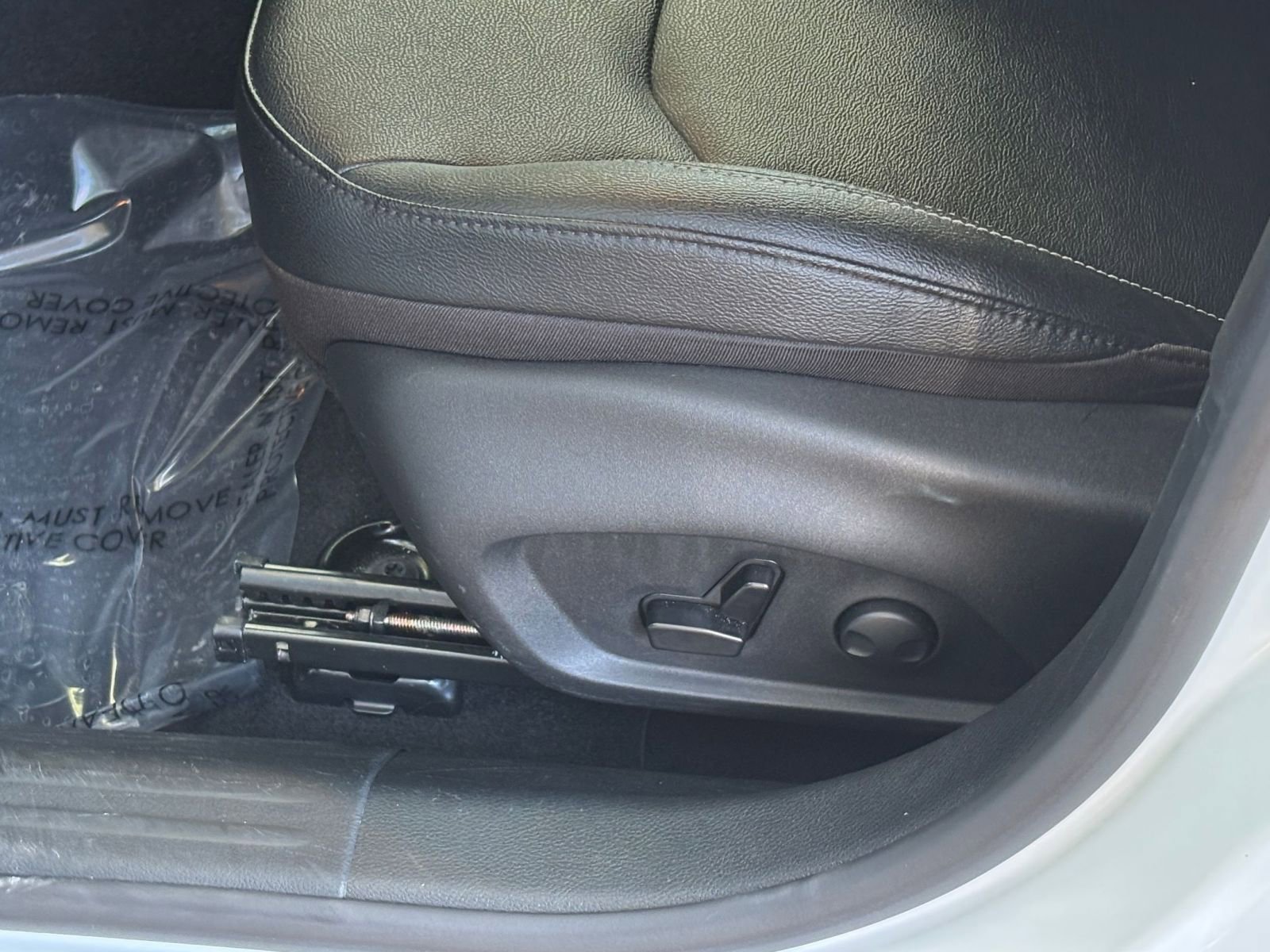 Thumbnail: 2025 Jeep Compass - 32