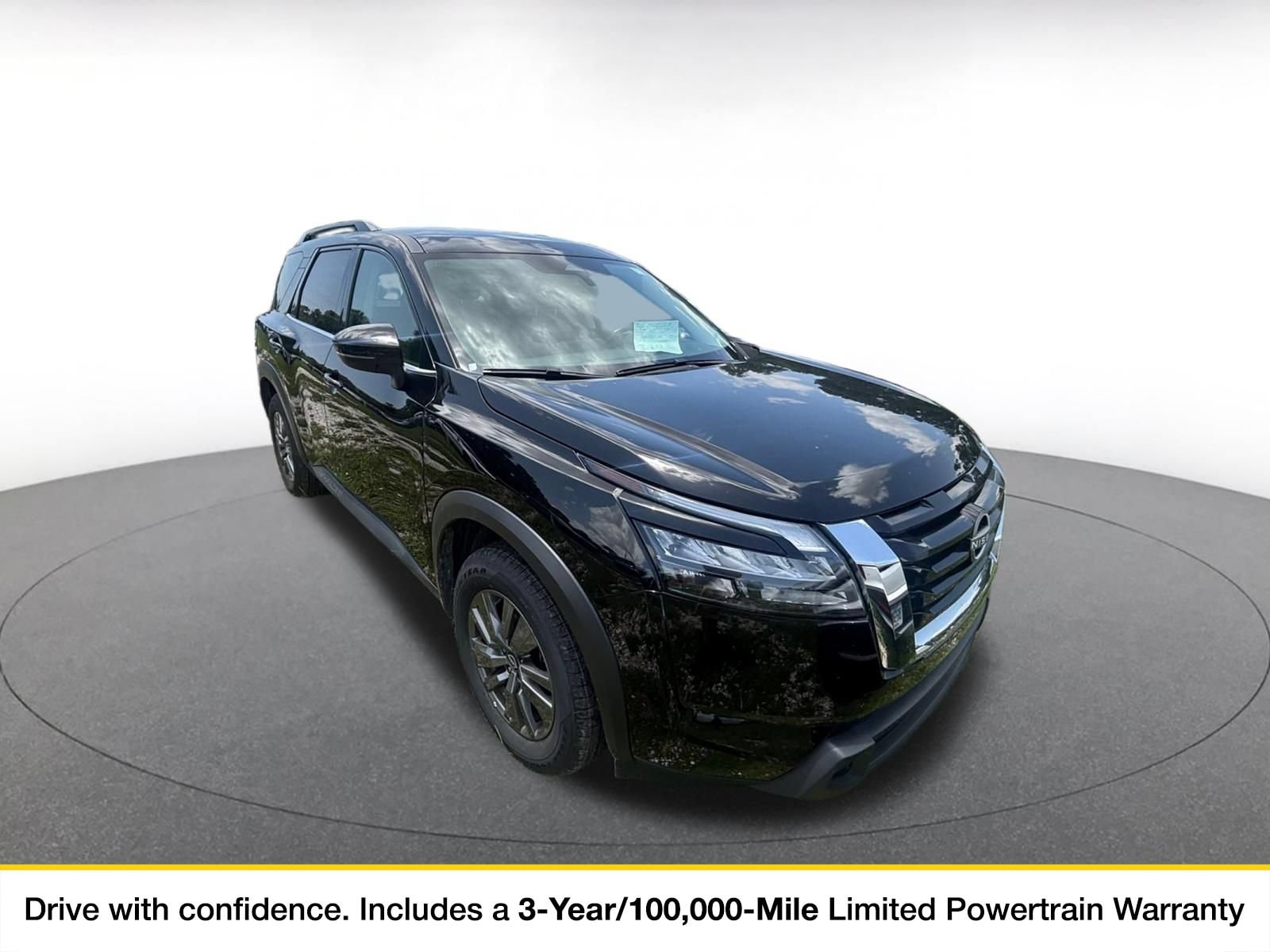 Thumbnail: 2025 Nissan Pathfinder - 1