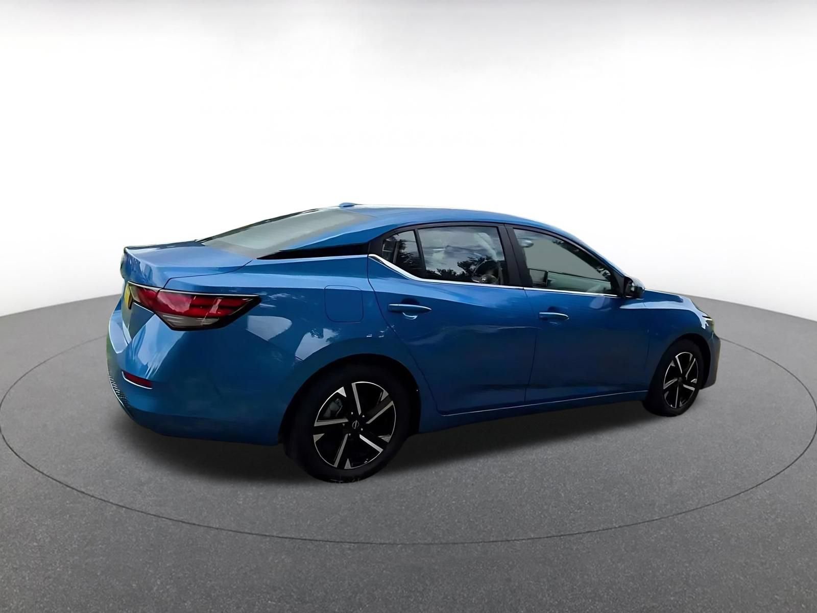 Thumbnail: 2025 Nissan Sentra - 13