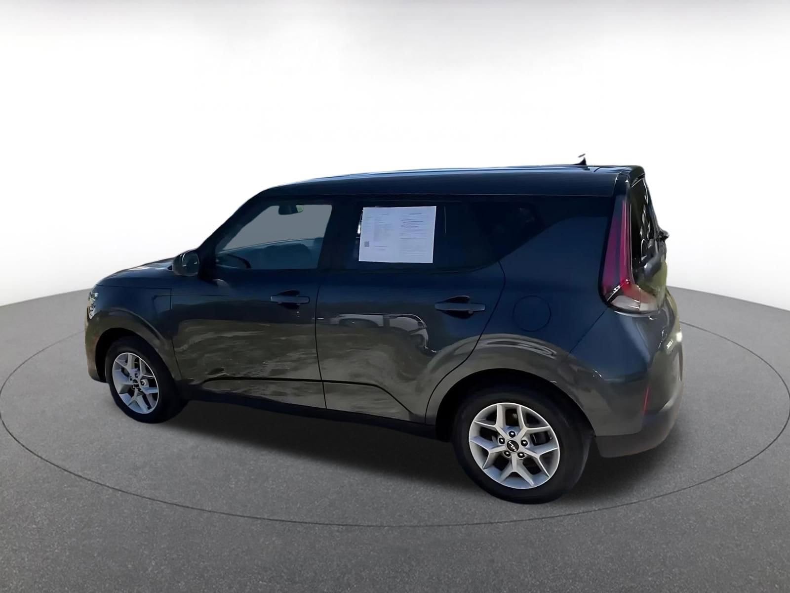 Thumbnail: 2025 Kia Soul - 10