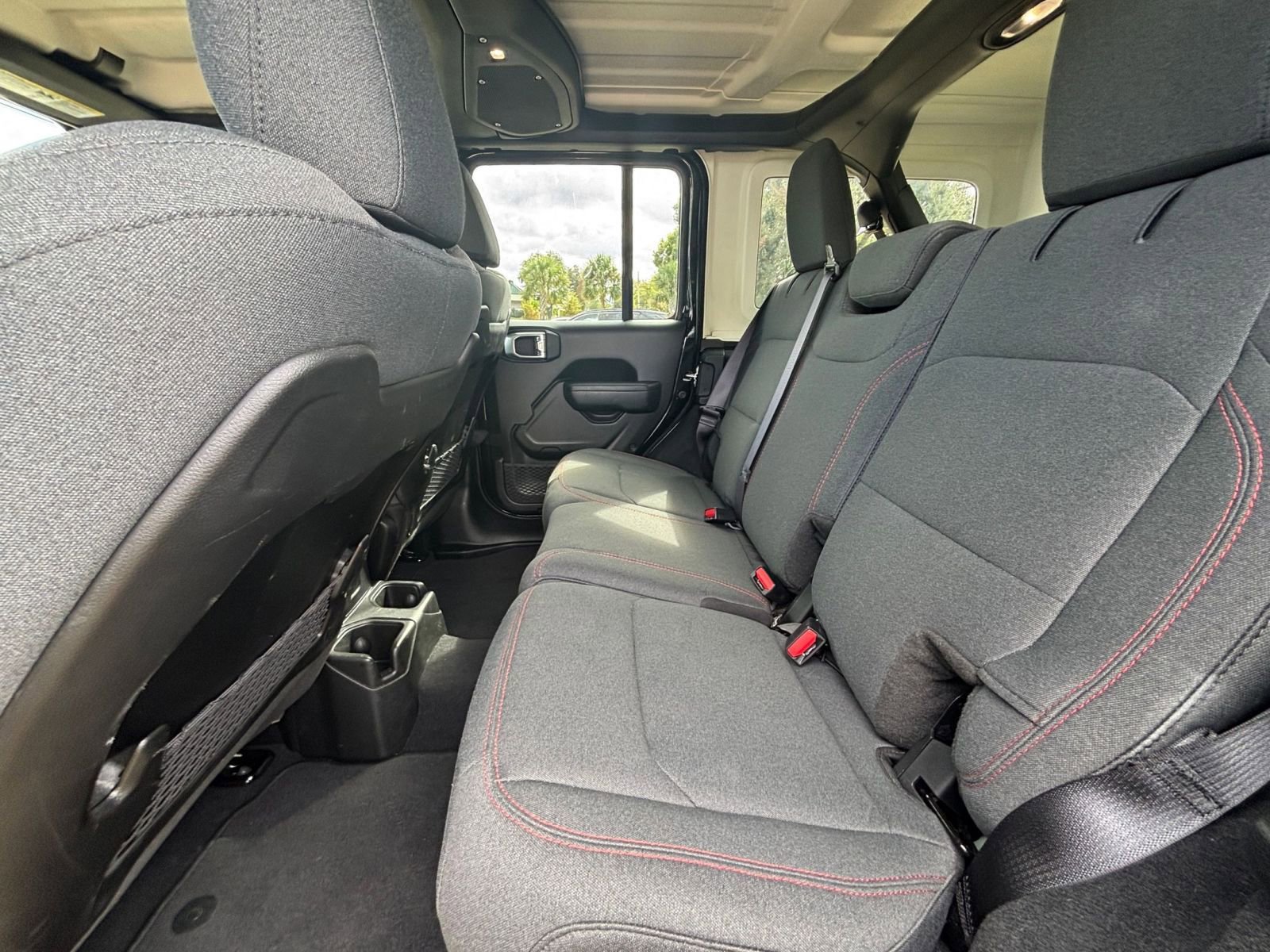 Thumbnail: 2025 Jeep Wrangler - 24