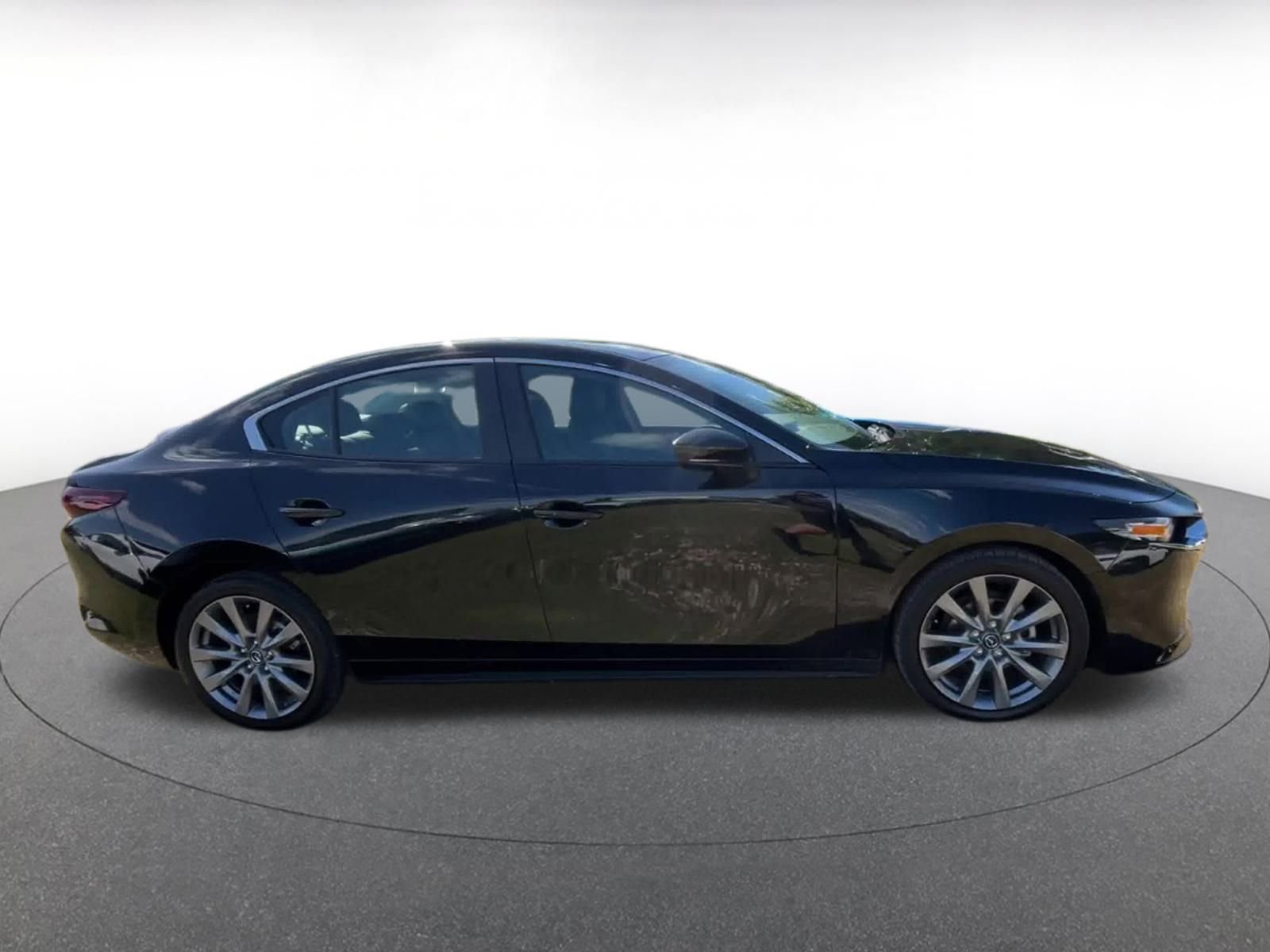 Thumbnail: 2025 Mazda Mazda3 - 16