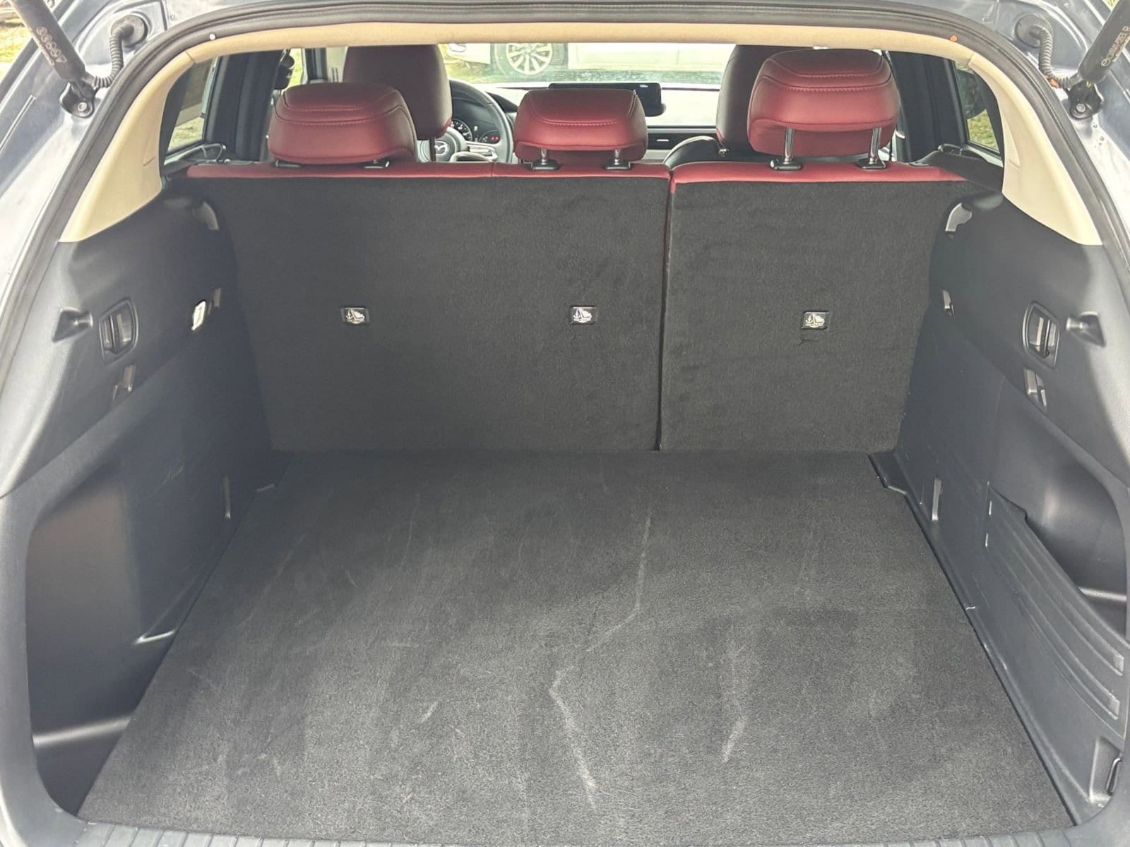 Thumbnail: 2025 Mazda CX-50 - 35