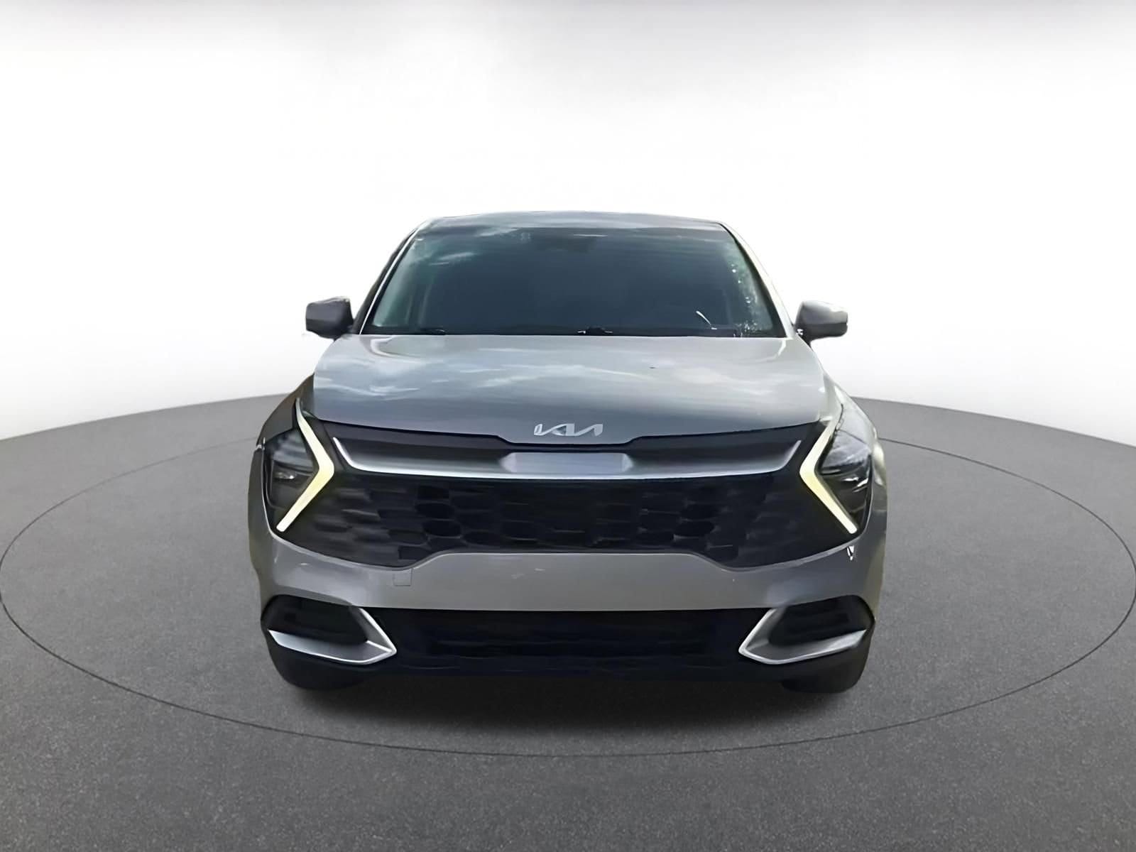 Thumbnail: 2025 Kia Sportage - 3