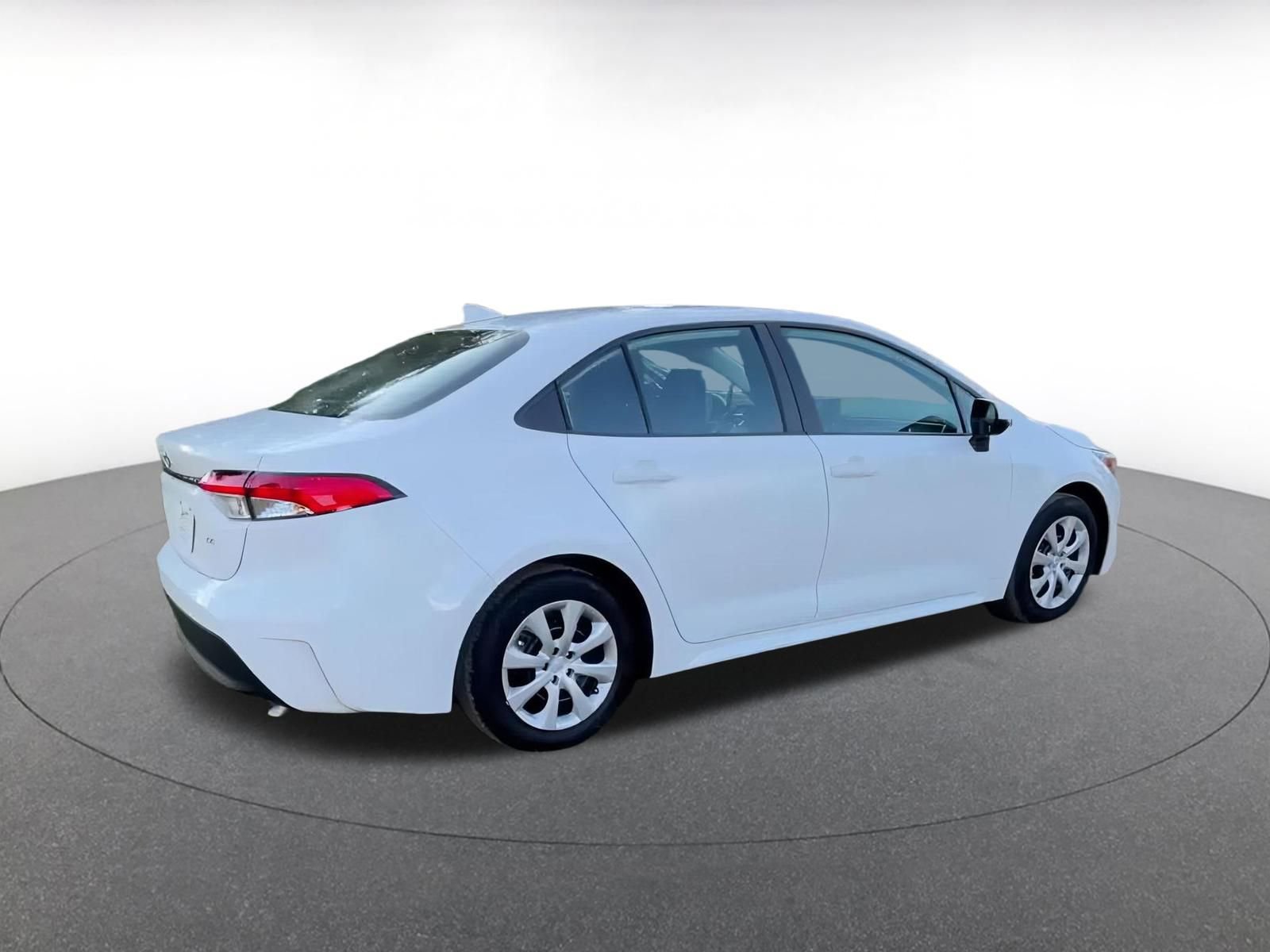 Thumbnail: 2025 Toyota Corolla - 16