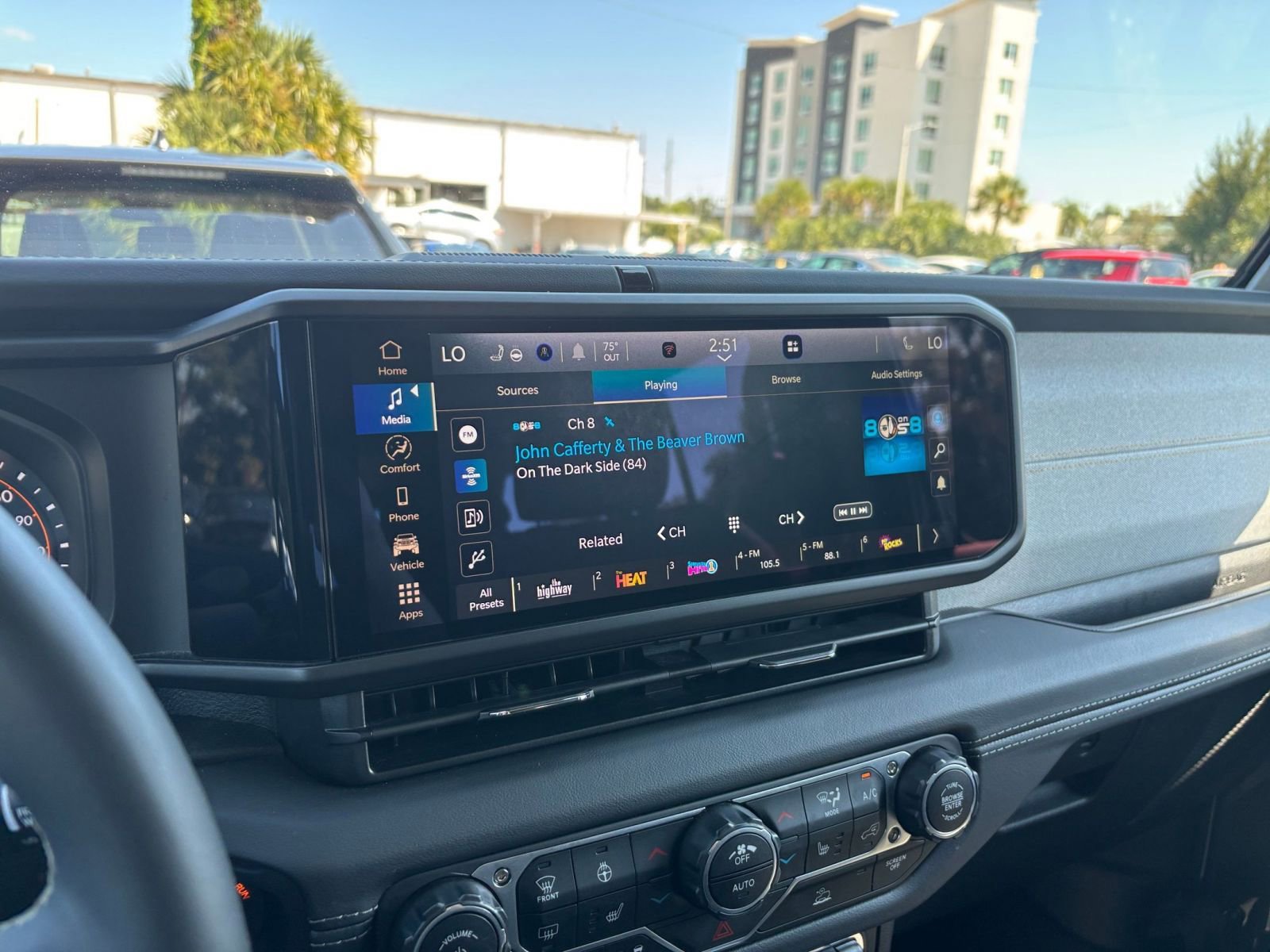 Thumbnail: 2025 Jeep Wrangler - 21