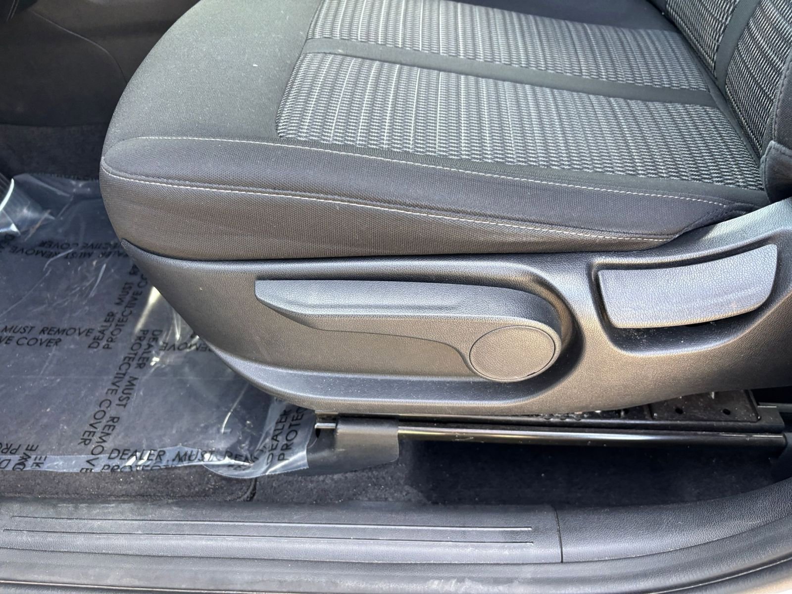 Thumbnail: 2023 Kia Sorento - 22