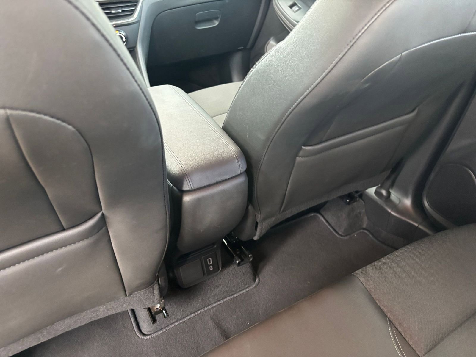 Thumbnail: 2025 Buick Encore GX - 24