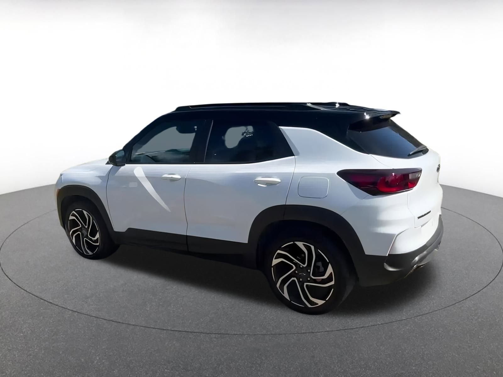 Thumbnail: 2024 Chevrolet TrailBlazer - 11