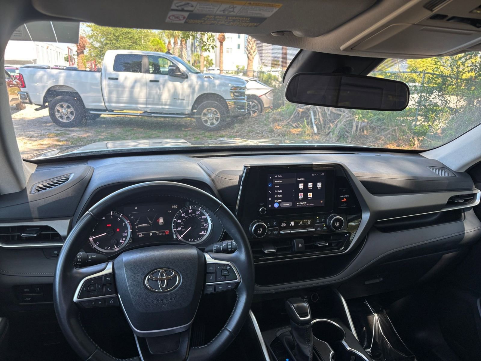 Thumbnail: 2025 Toyota Highlander - 35