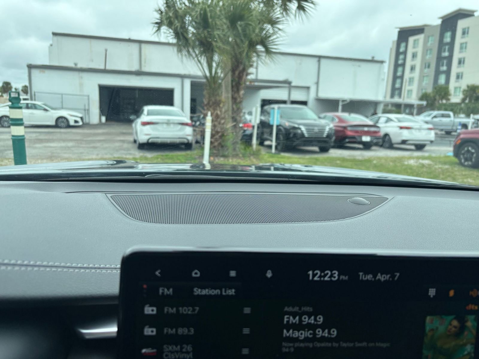 Thumbnail: 2025 Genesis G70 - 17