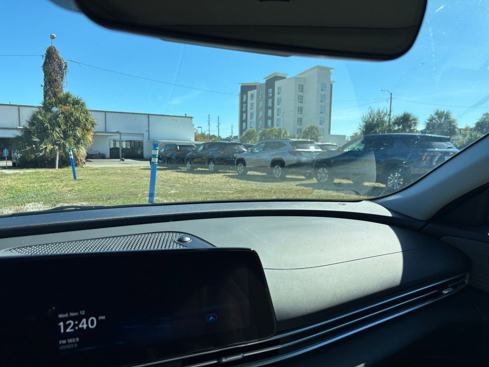 Thumbnail: 2025 Hyundai Elantra - 35