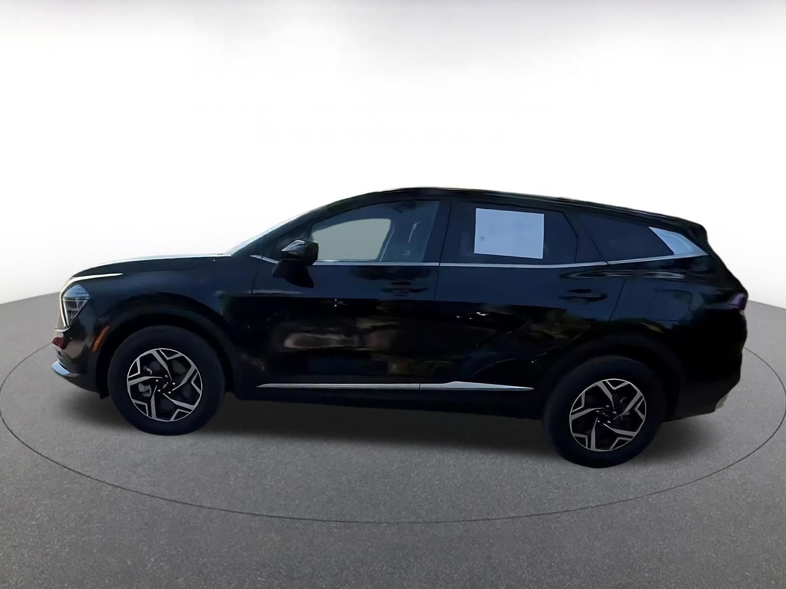 Thumbnail: 2025 Kia Sportage - 12