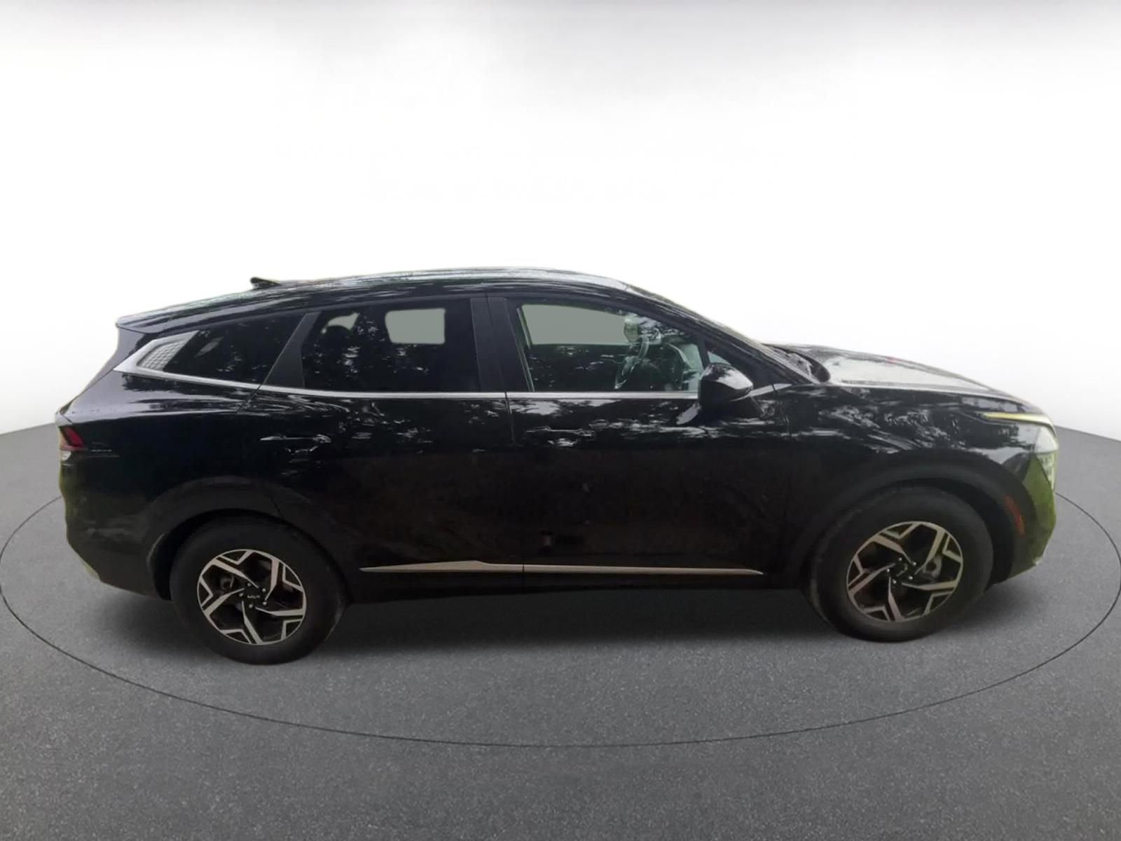 Thumbnail: 2025 Kia Sportage - 16