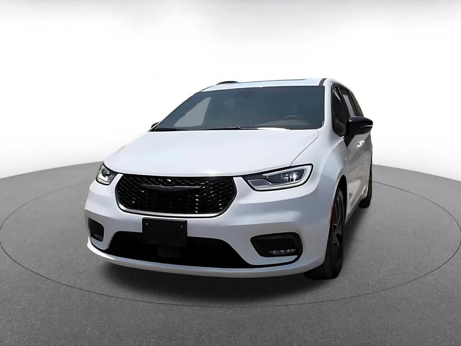 Thumbnail: 2025 Chrysler Pacifica - 7