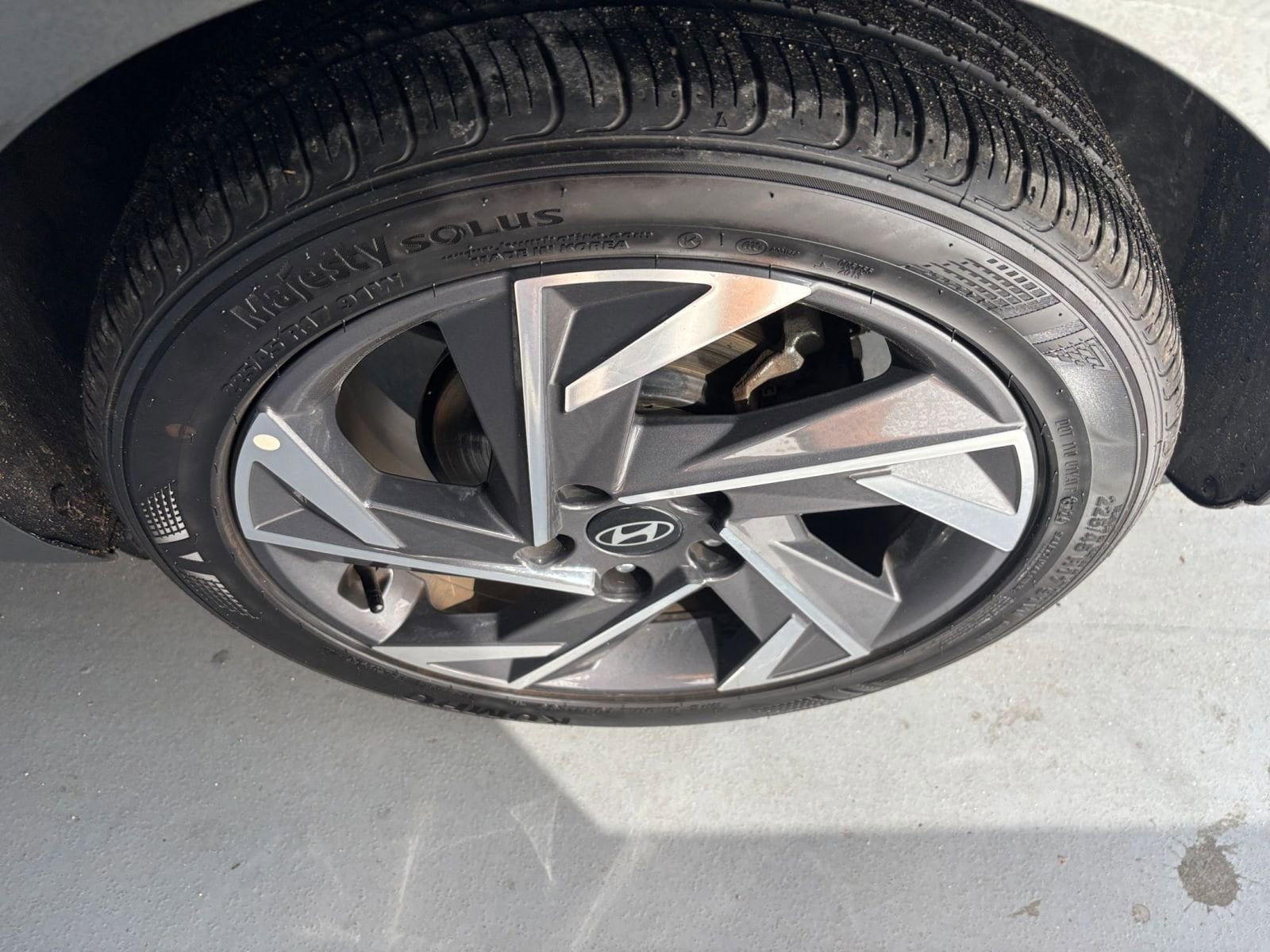 Thumbnail: 2025 Hyundai Elantra - 31