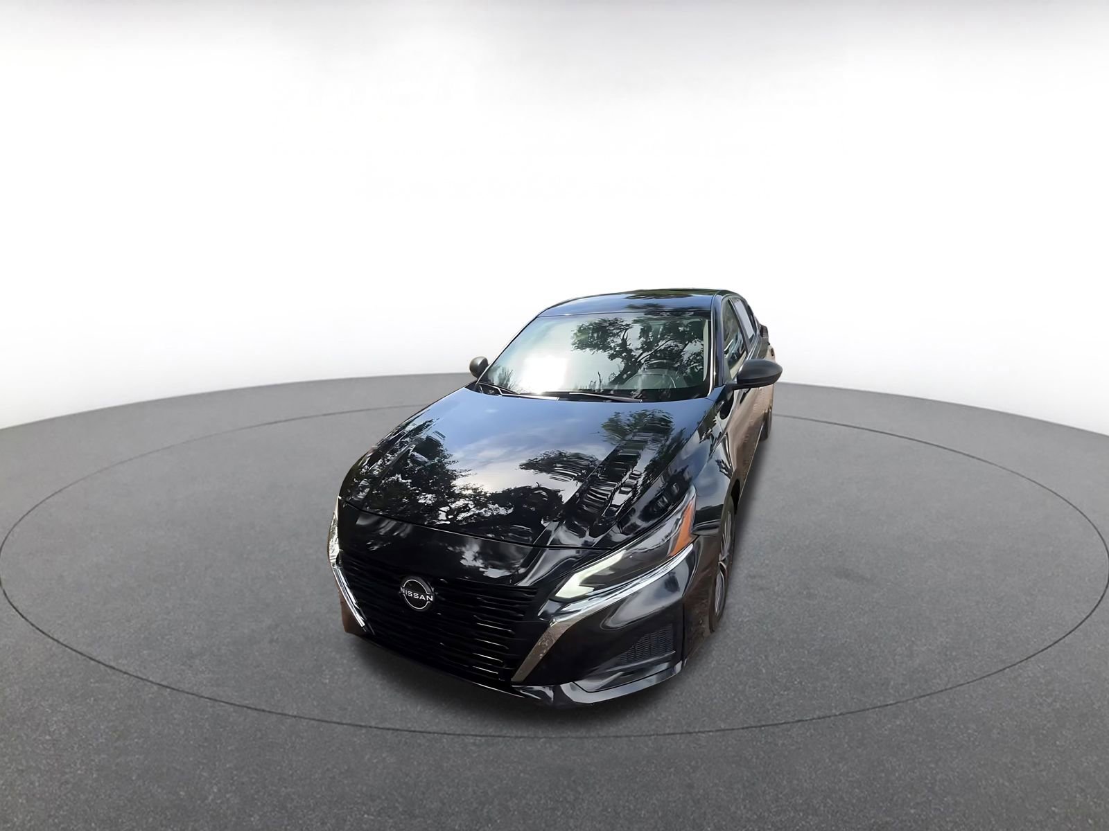 Thumbnail: 2025 Nissan Altima - 9