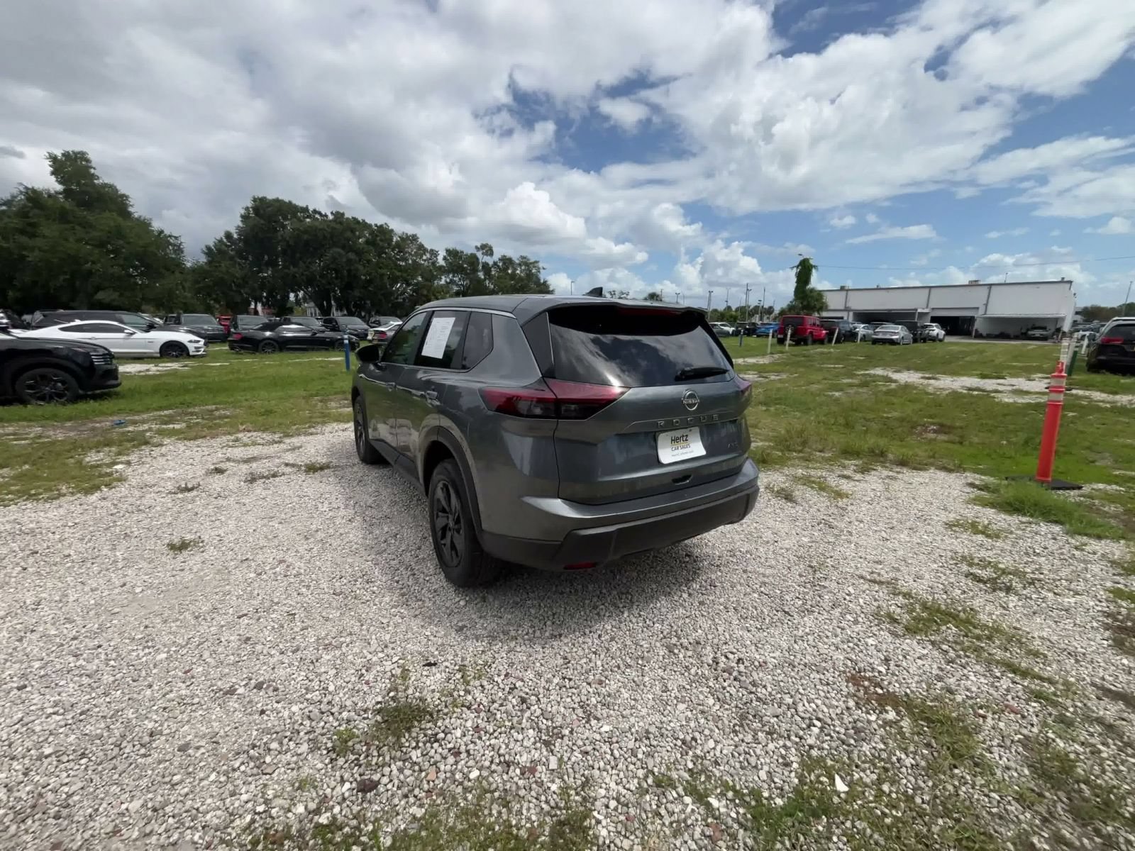 Thumbnail: 2026 Nissan Rogue - 10