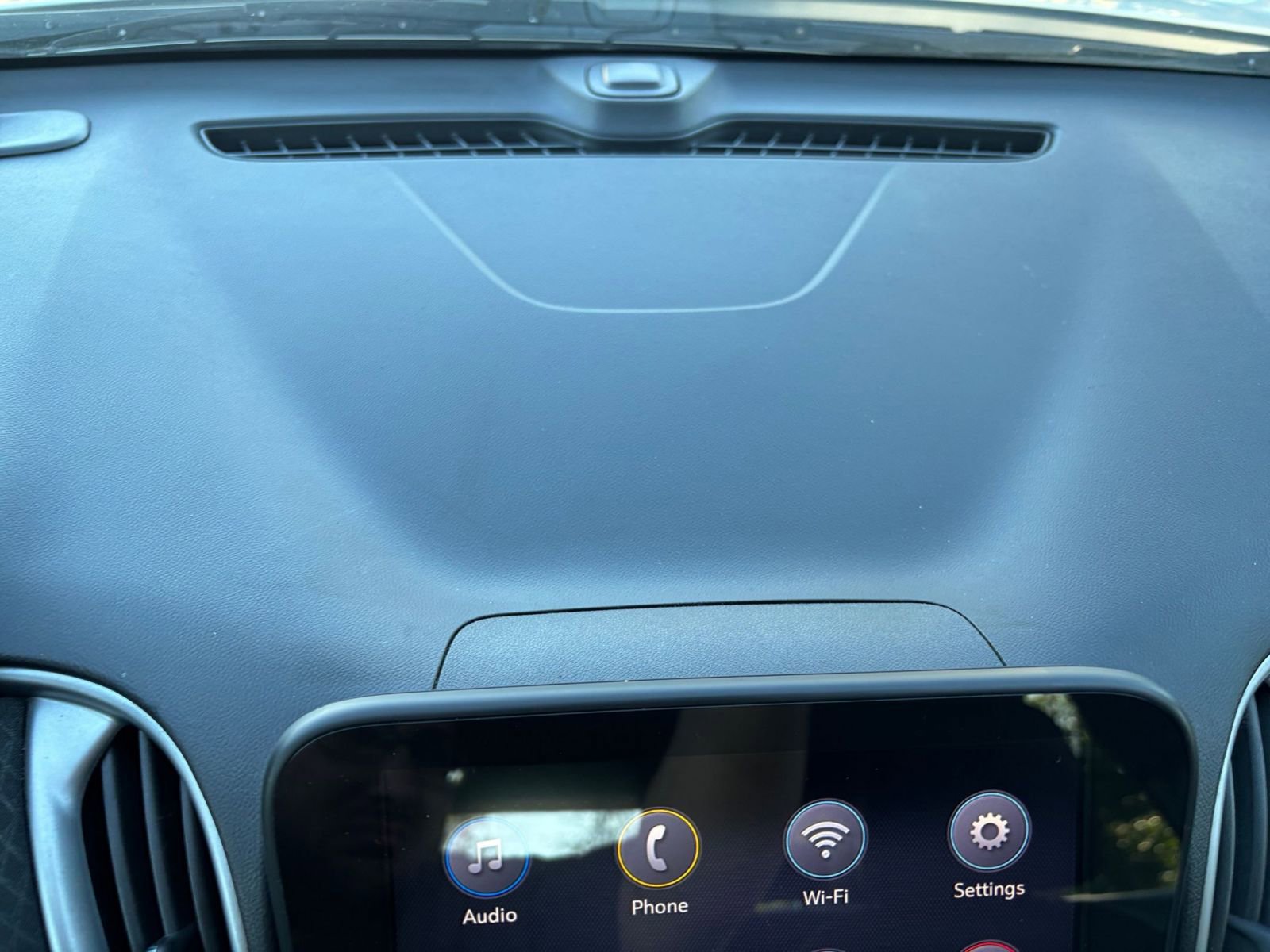 Thumbnail: 2023 Chevrolet Malibu - 17