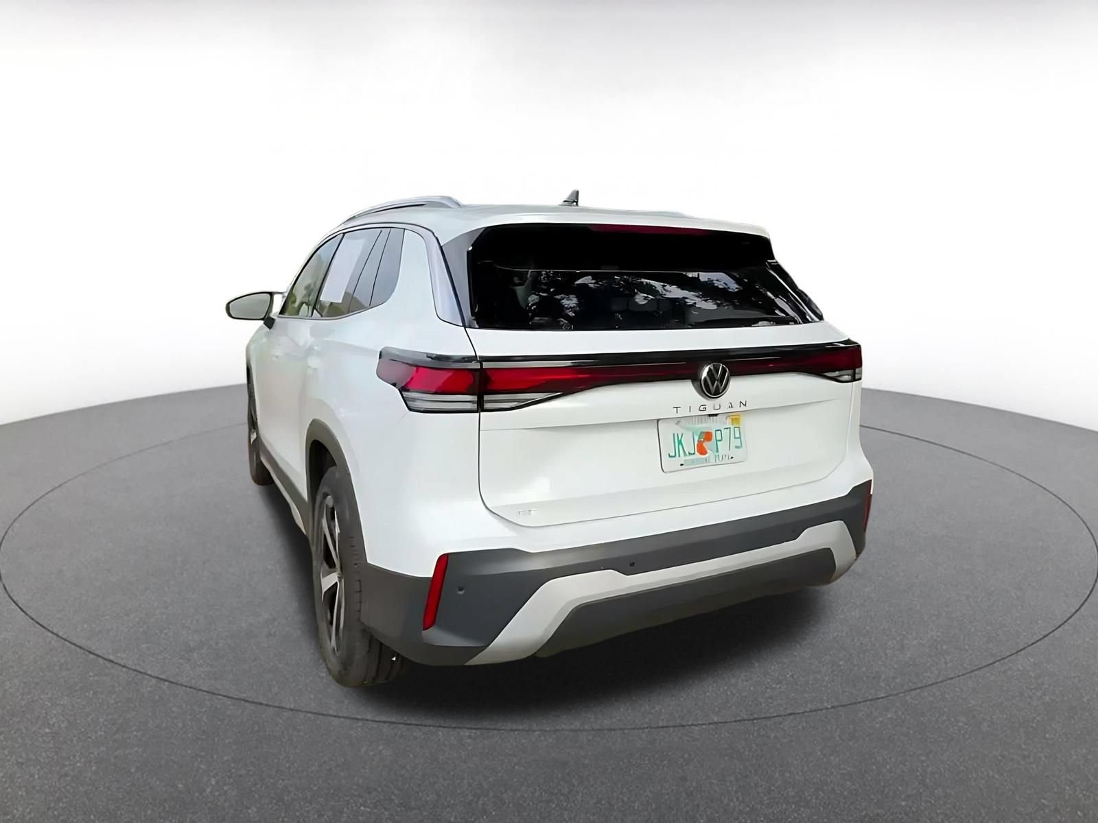 Thumbnail: 2026 Volkswagen Tiguan - 9