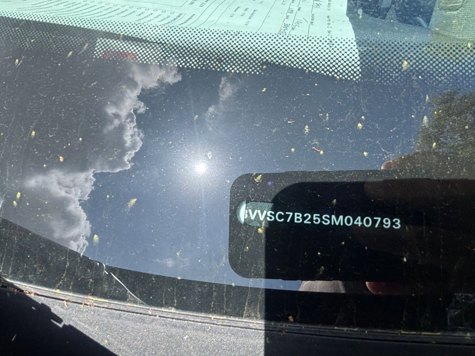 Thumbnail: 2025 Volkswagen Taos - 10