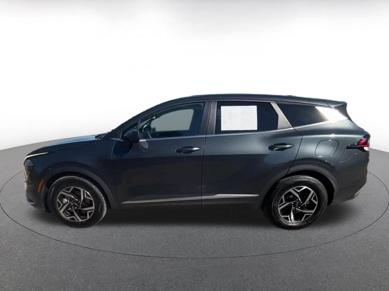 Thumbnail: 2025 Kia Sportage - 9