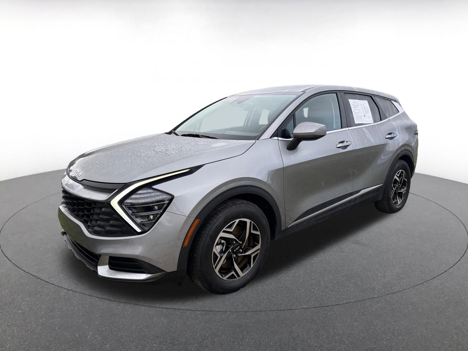 Thumbnail: 2025 Kia Sportage - 4