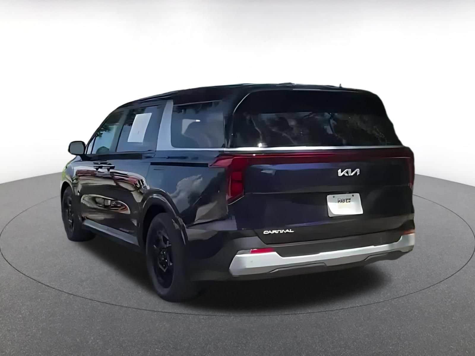 Thumbnail: 2026 Kia Carnival - 10