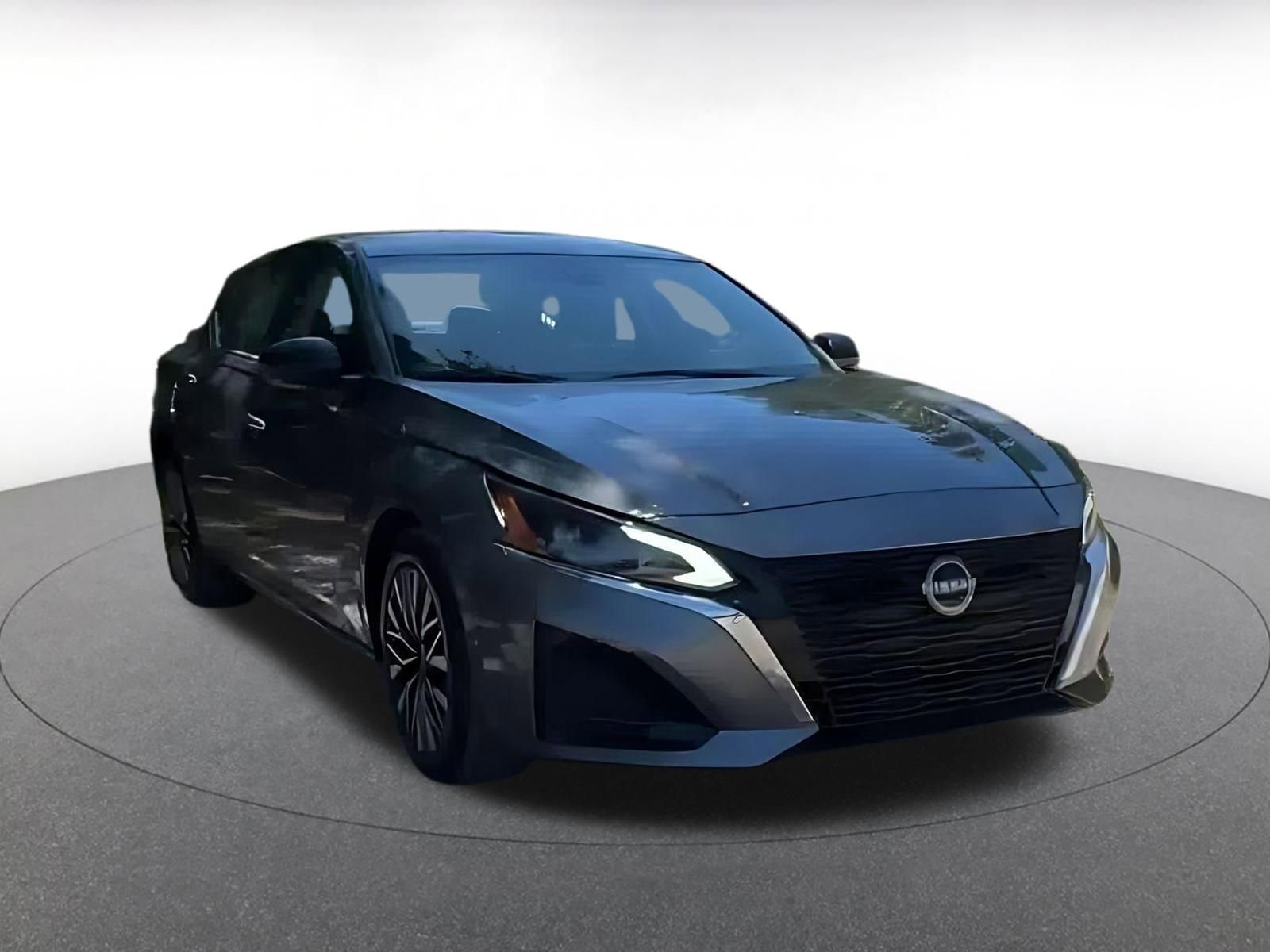 Thumbnail: 2025 Nissan Altima - 2