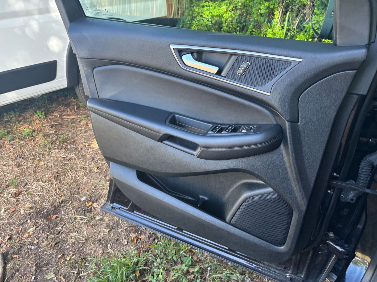 Thumbnail: 2022 Ford Edge - 20