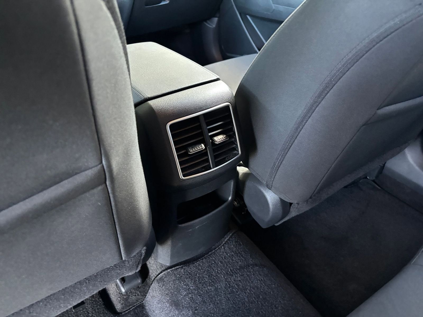 Thumbnail: 2025 Kia Sportage - 24