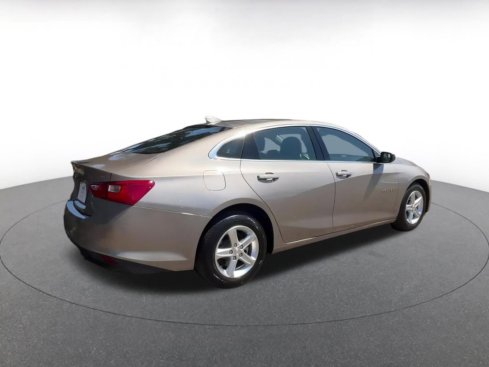 2023 Chevrolet Malibu LT 12