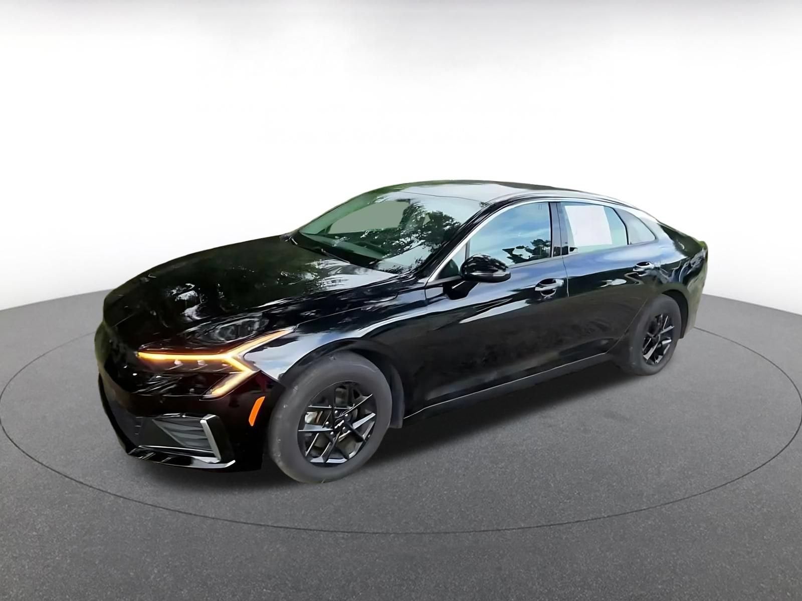 Thumbnail: 2025 Kia K5 - 6