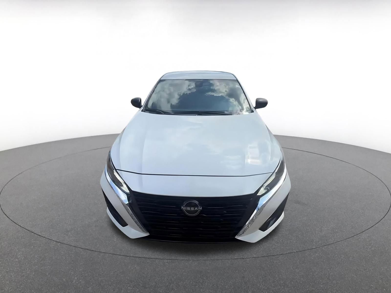 Thumbnail: 2025 Nissan Altima - 4