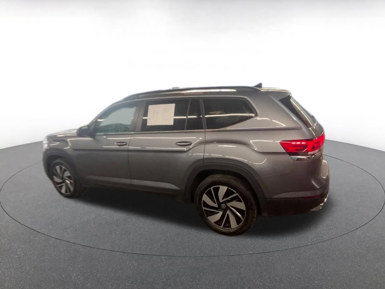 Thumbnail: 2025 Volkswagen Atlas - 10