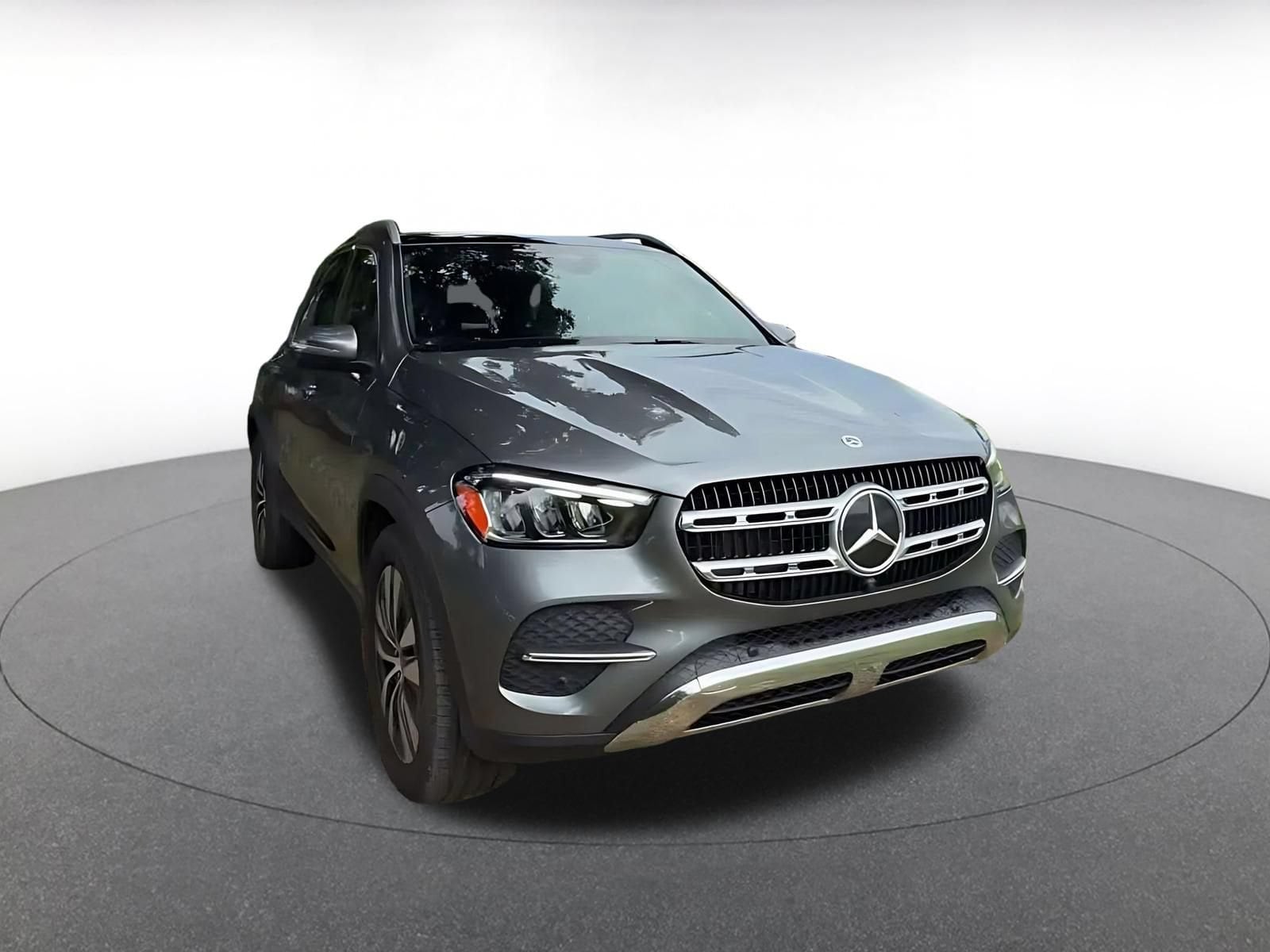 Thumbnail: 2026 Mercedes-Benz GLE - 3