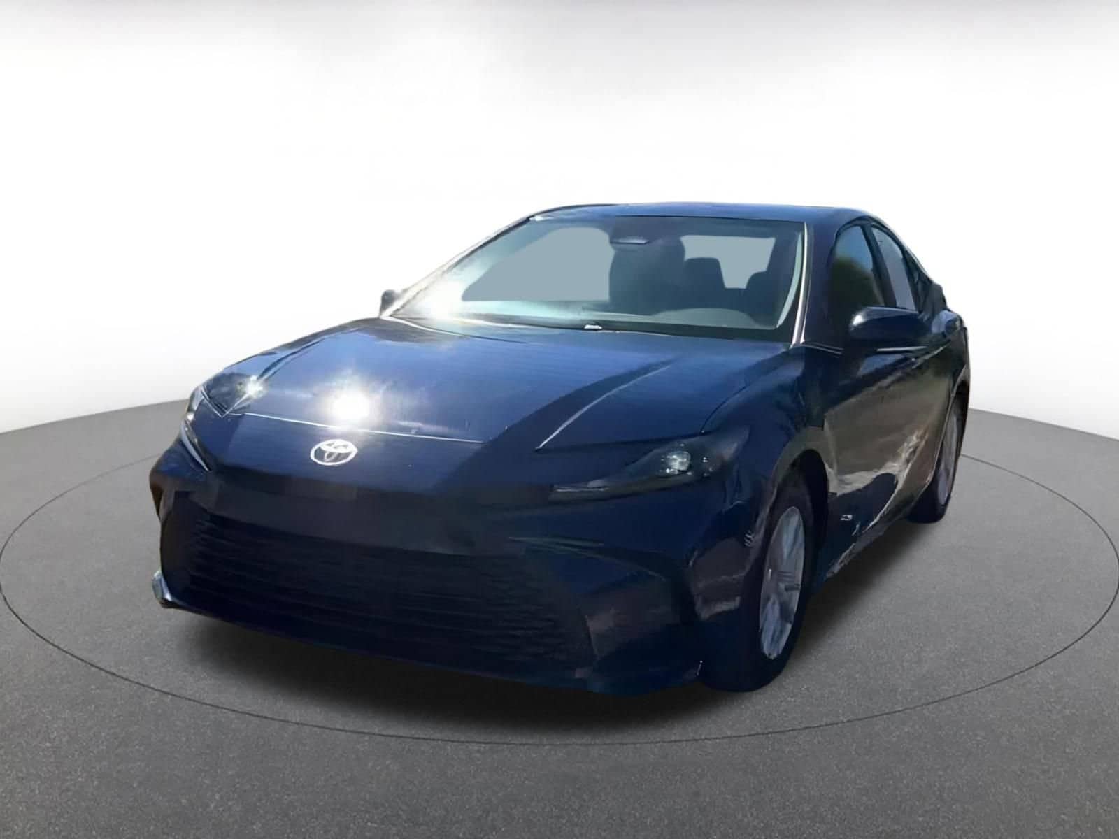 Thumbnail: 2025 Toyota Camry - 3