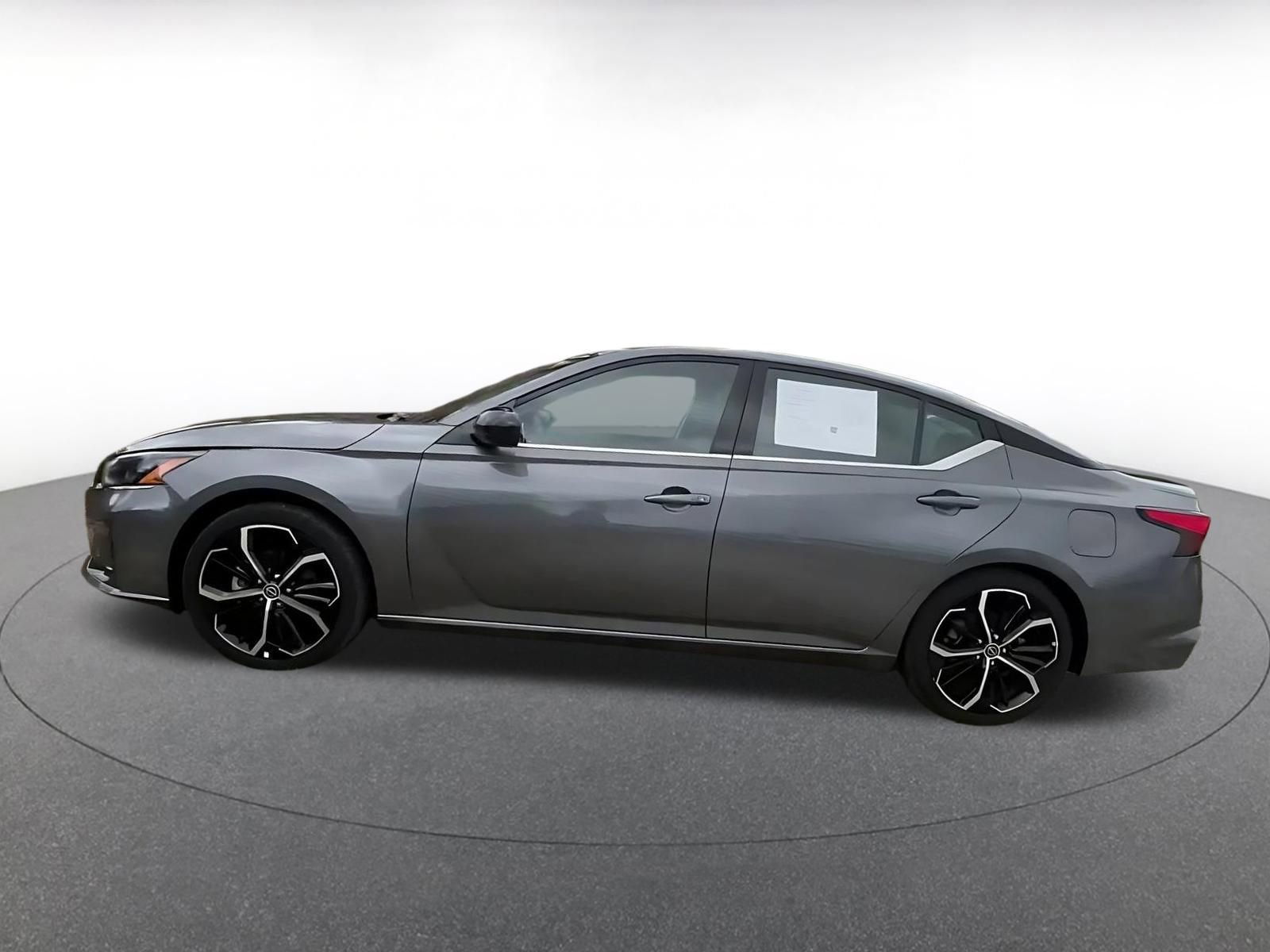 Thumbnail: 2025 Nissan Altima - 10